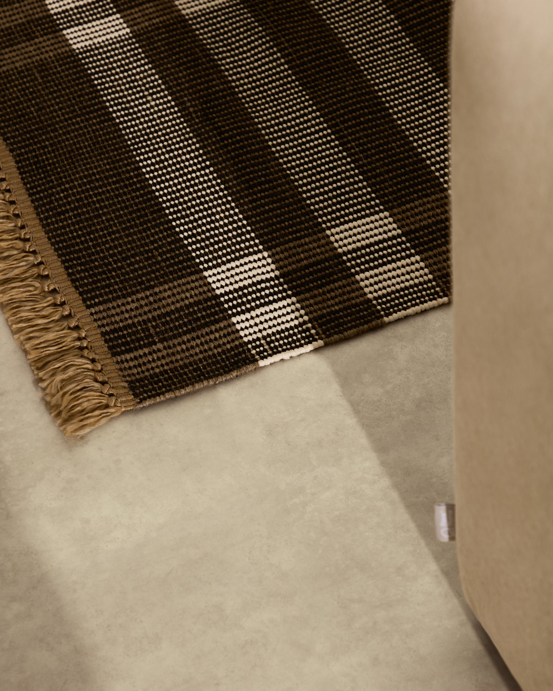 Rug Barani in synthetic fibers brown and black 60 x 90 cm - Lifestyle