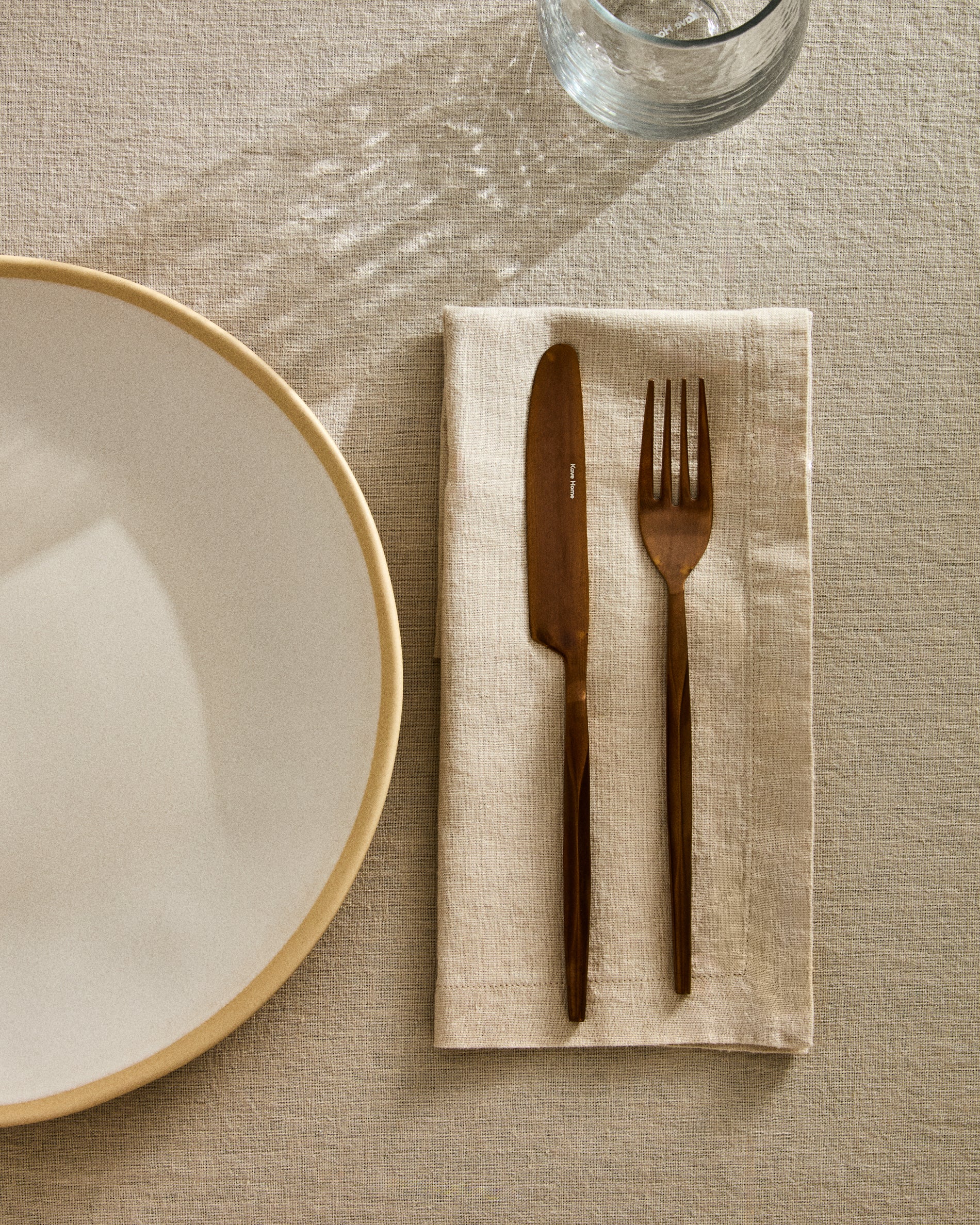 Aldine set of 2 cotton and linen napkins in stone grey - Lifestyle