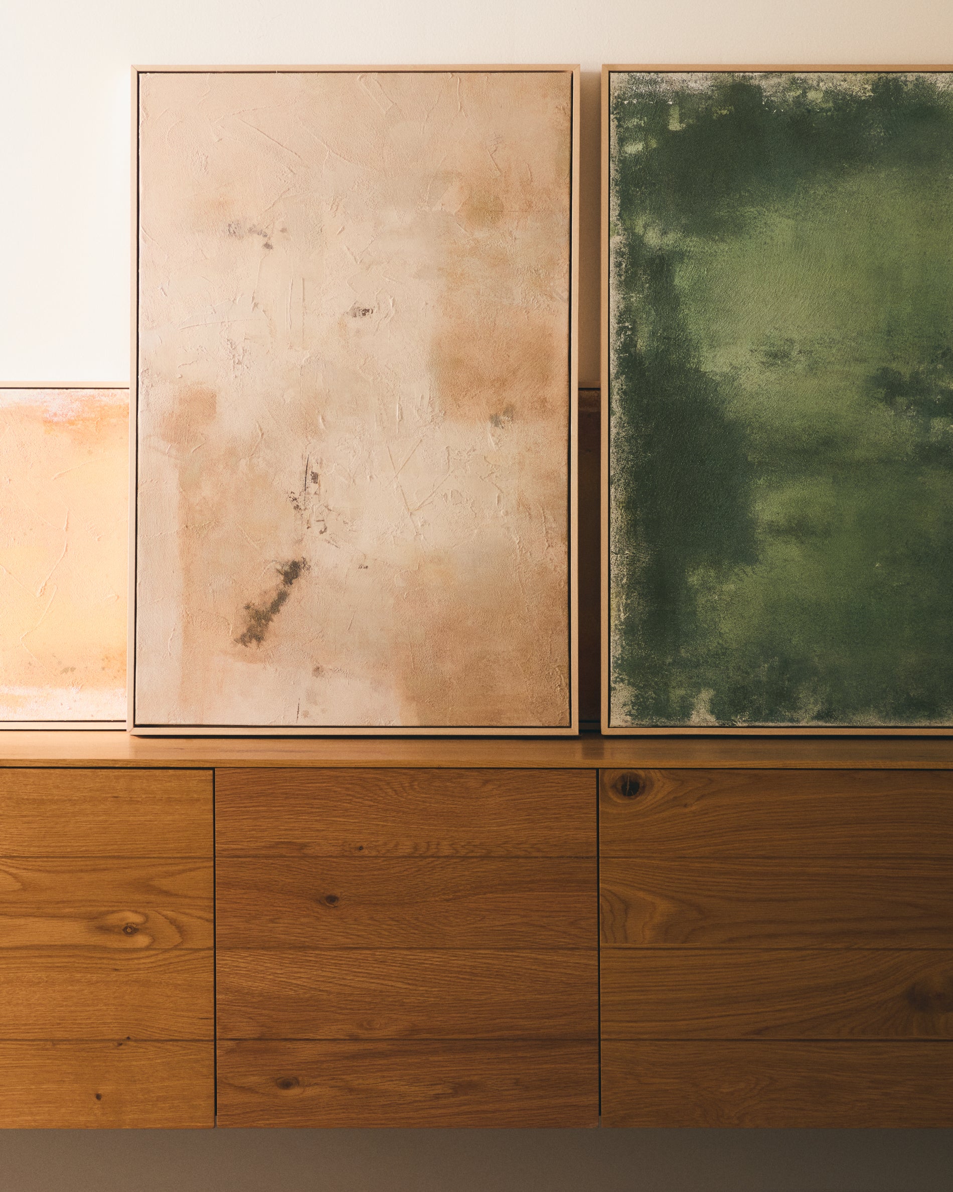 Silpa beige abstract picture 60 x 90cm - Lifestyle