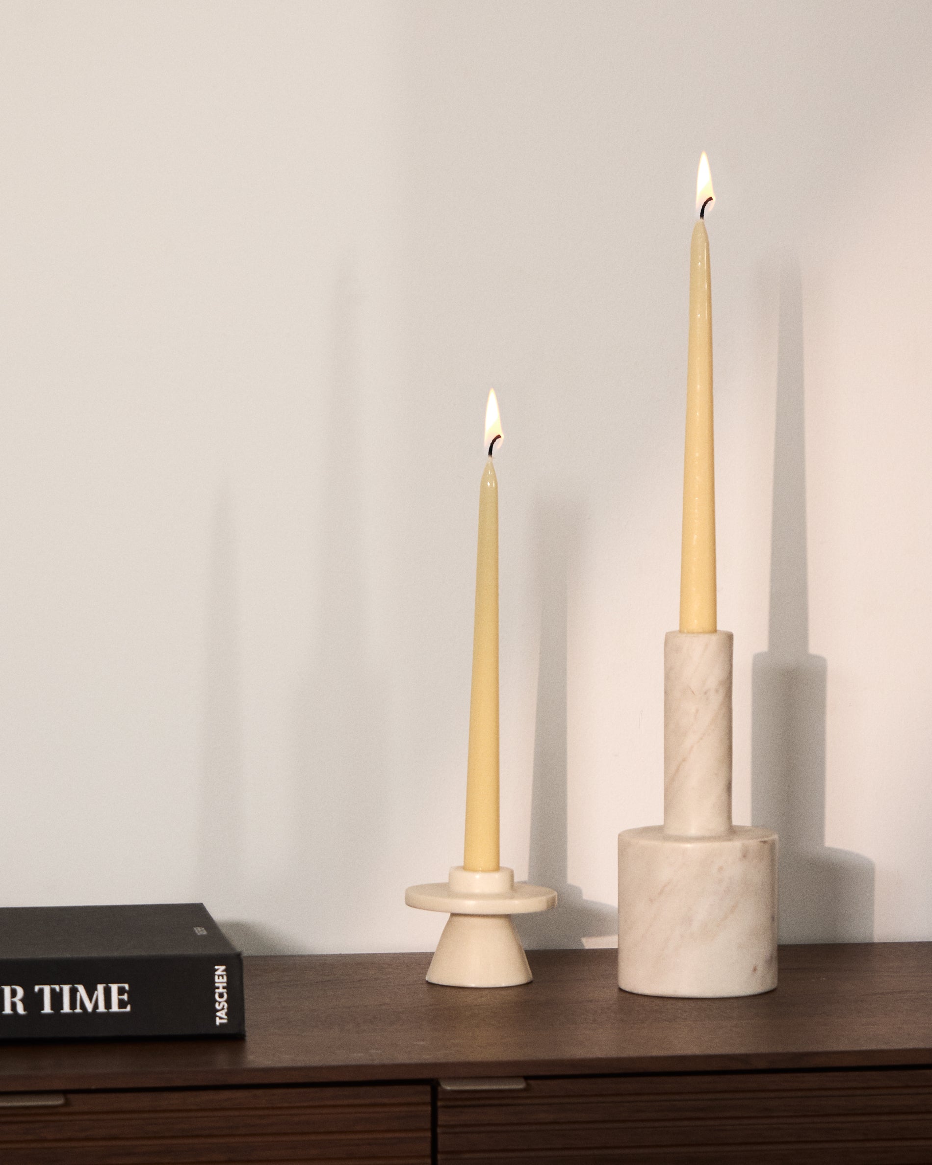 Zalvori white marble candle holder 8cm - Lifestyle