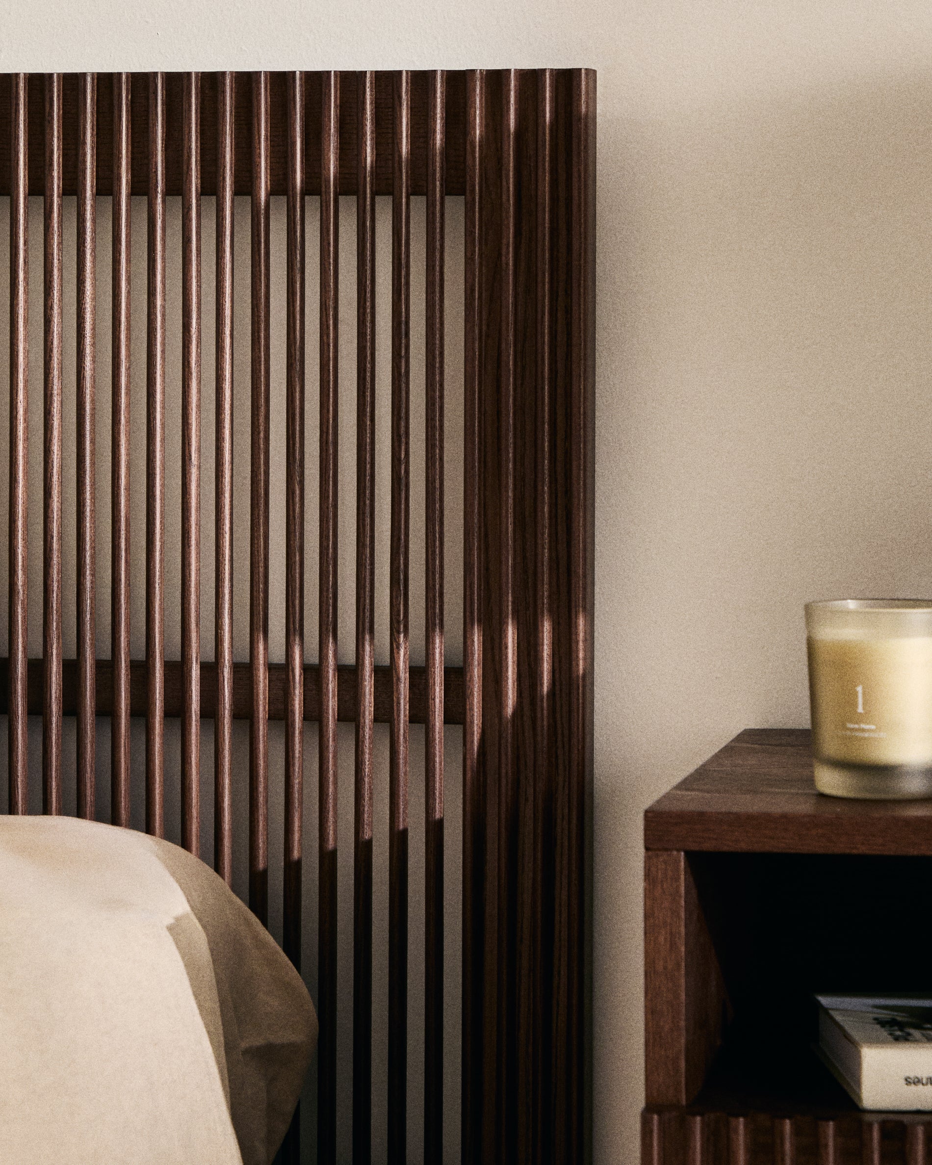 Beyla solid ash wood headboard with walnut finish for 160cm bed FSC 100% - Lifestyle