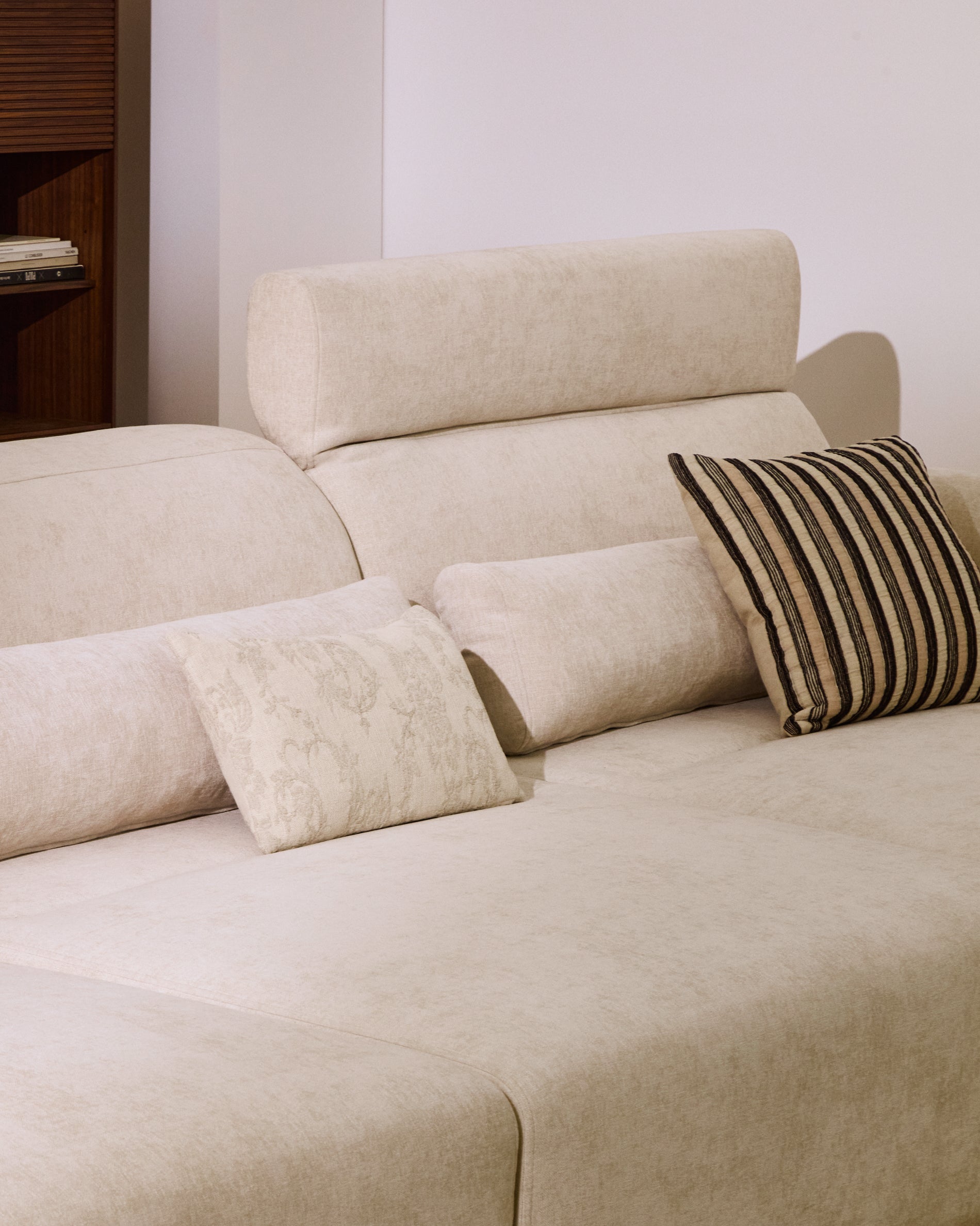 Lares 6-seater sofa with motorised sliding seats and reclining headrest in beige chenille 410cm - Lifestyle