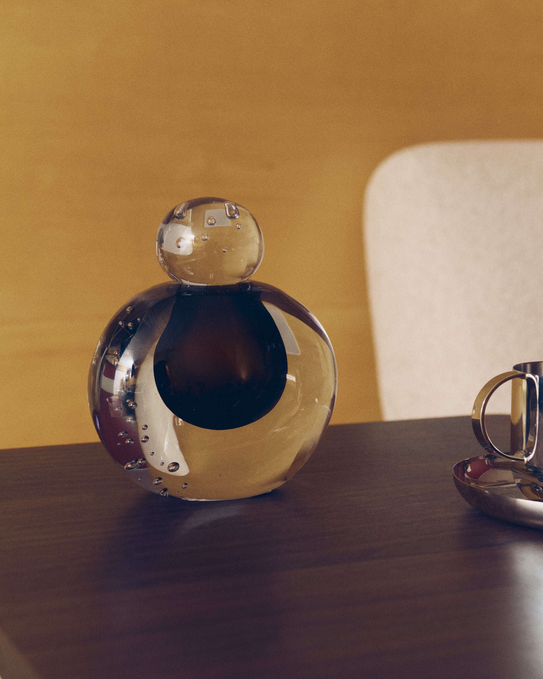 Lunivo brown glass vase 13 cm - Lifestyle