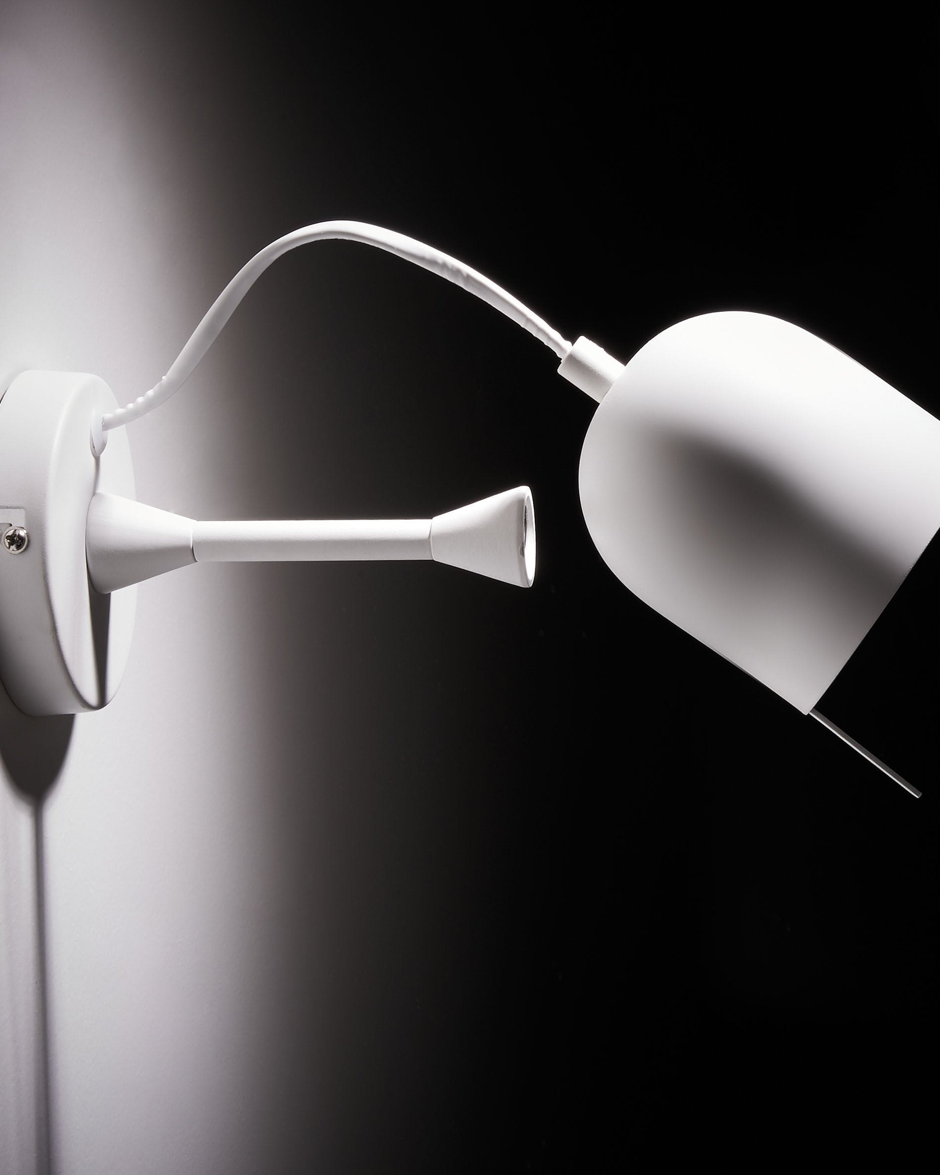 Lucilla wall lamp white - Detail