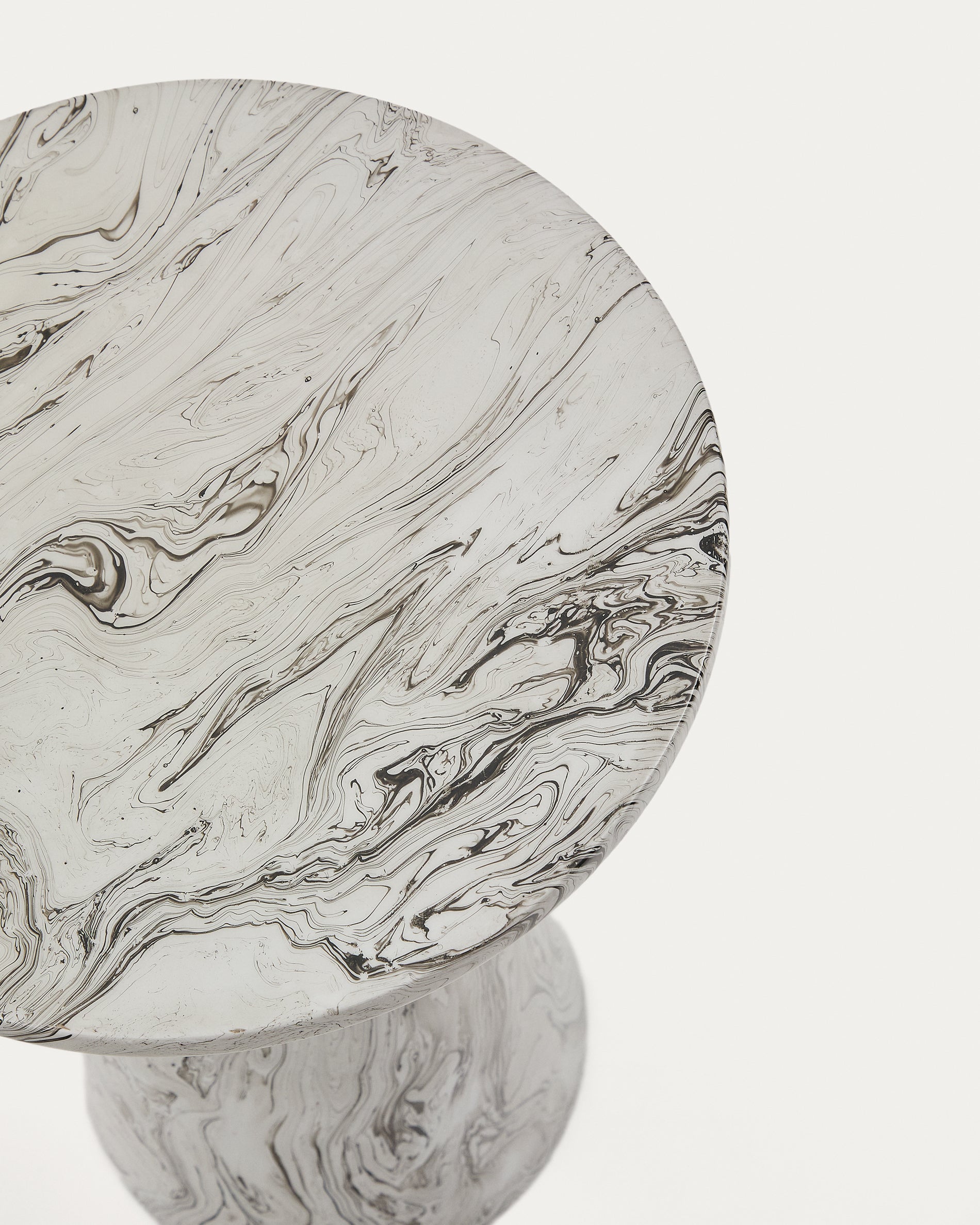 Kesbury side table Ø 33 cm - Detail