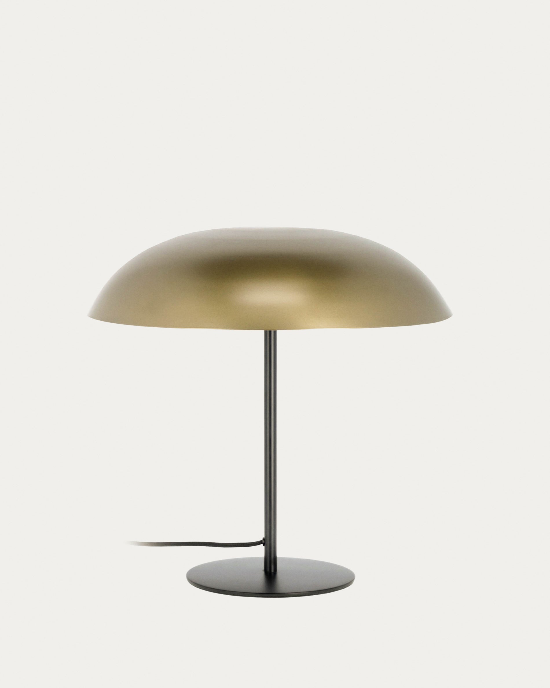 Carlisa table lamp in metal - Product View