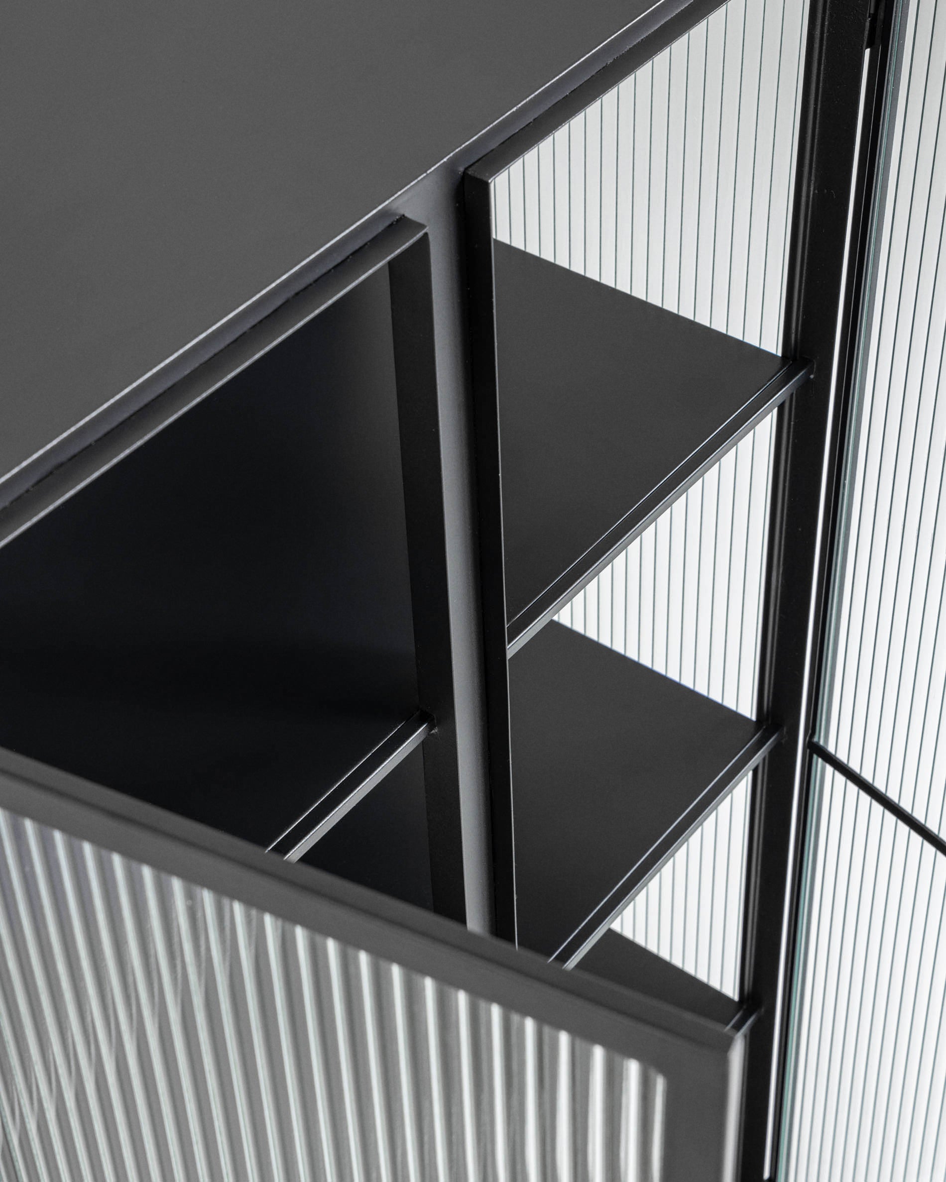 Trixie glass cabinet 70 x 143 cm - Detail