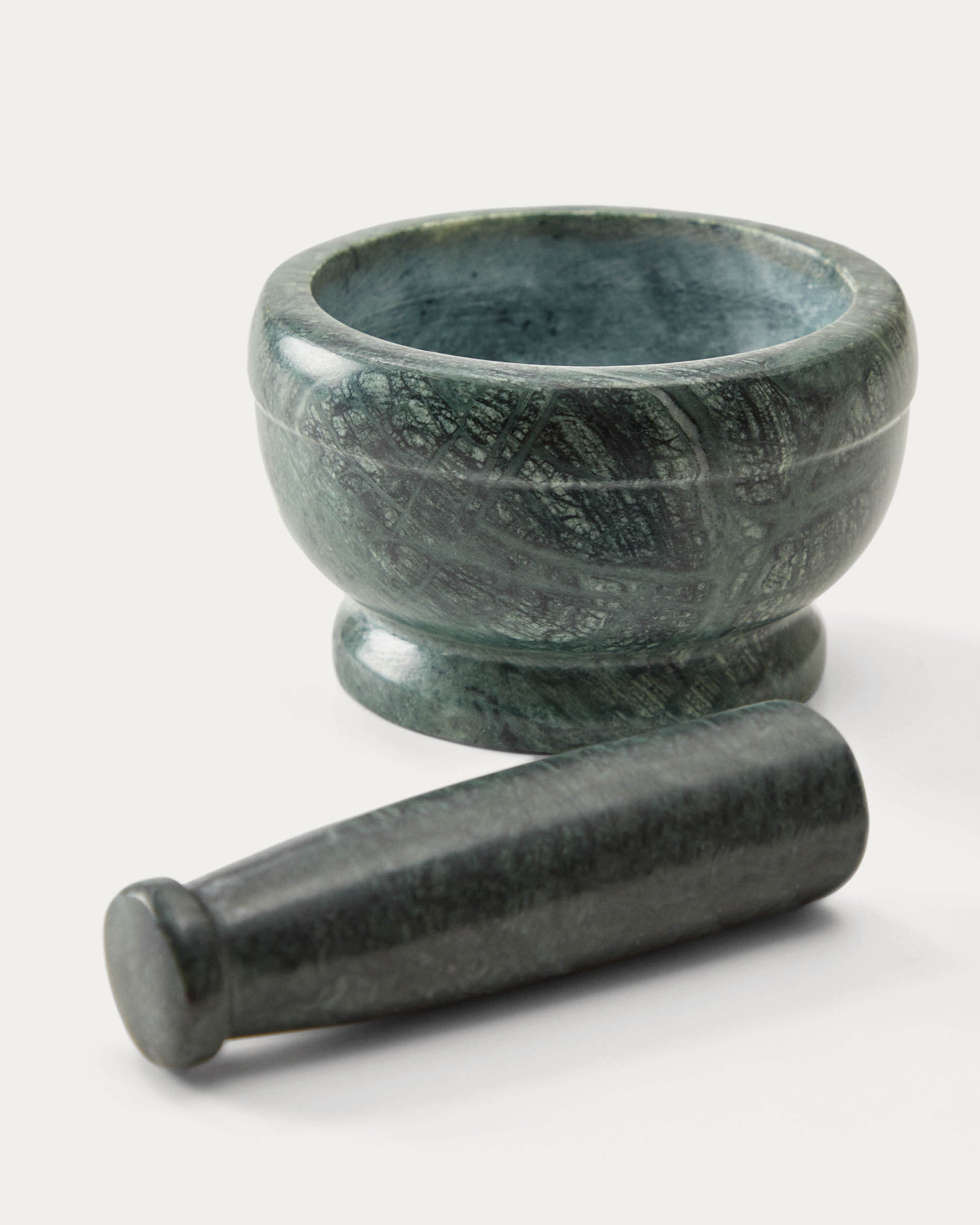 Cindea pestle and mortar in green marble - Detail