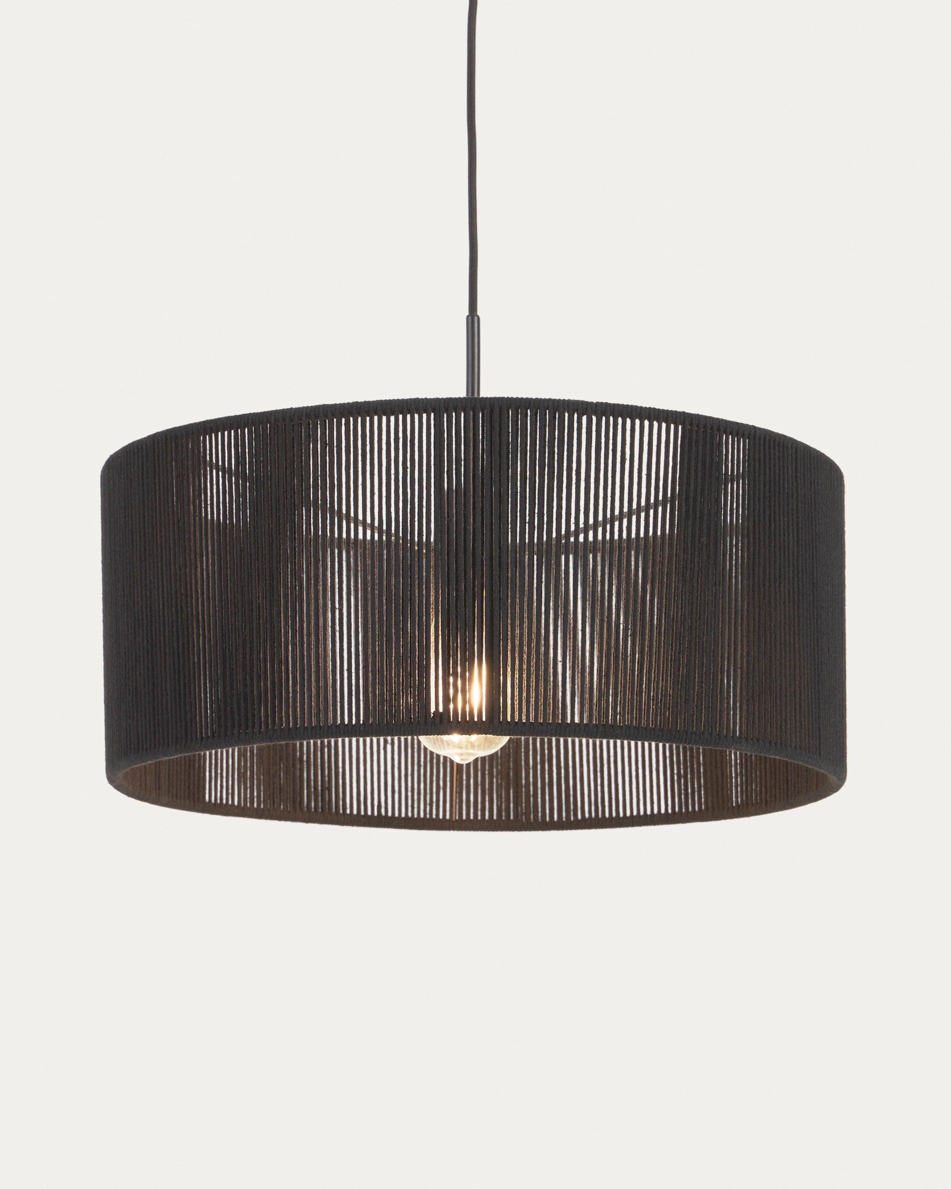 Cantia cotton ceiling light shade with black finish Ø 47 cm - Detail