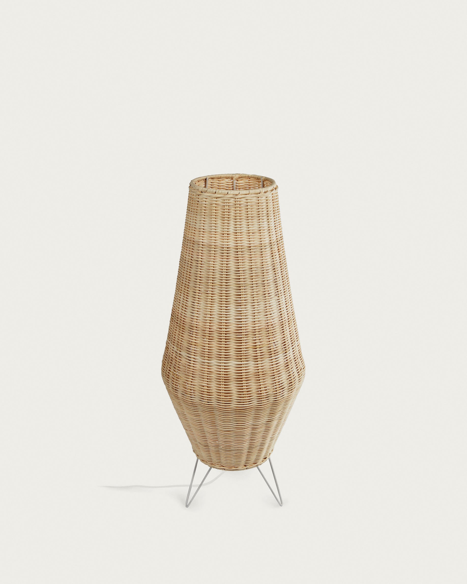 Large Kamaria floor lamp in rattan with natural finish - Product View