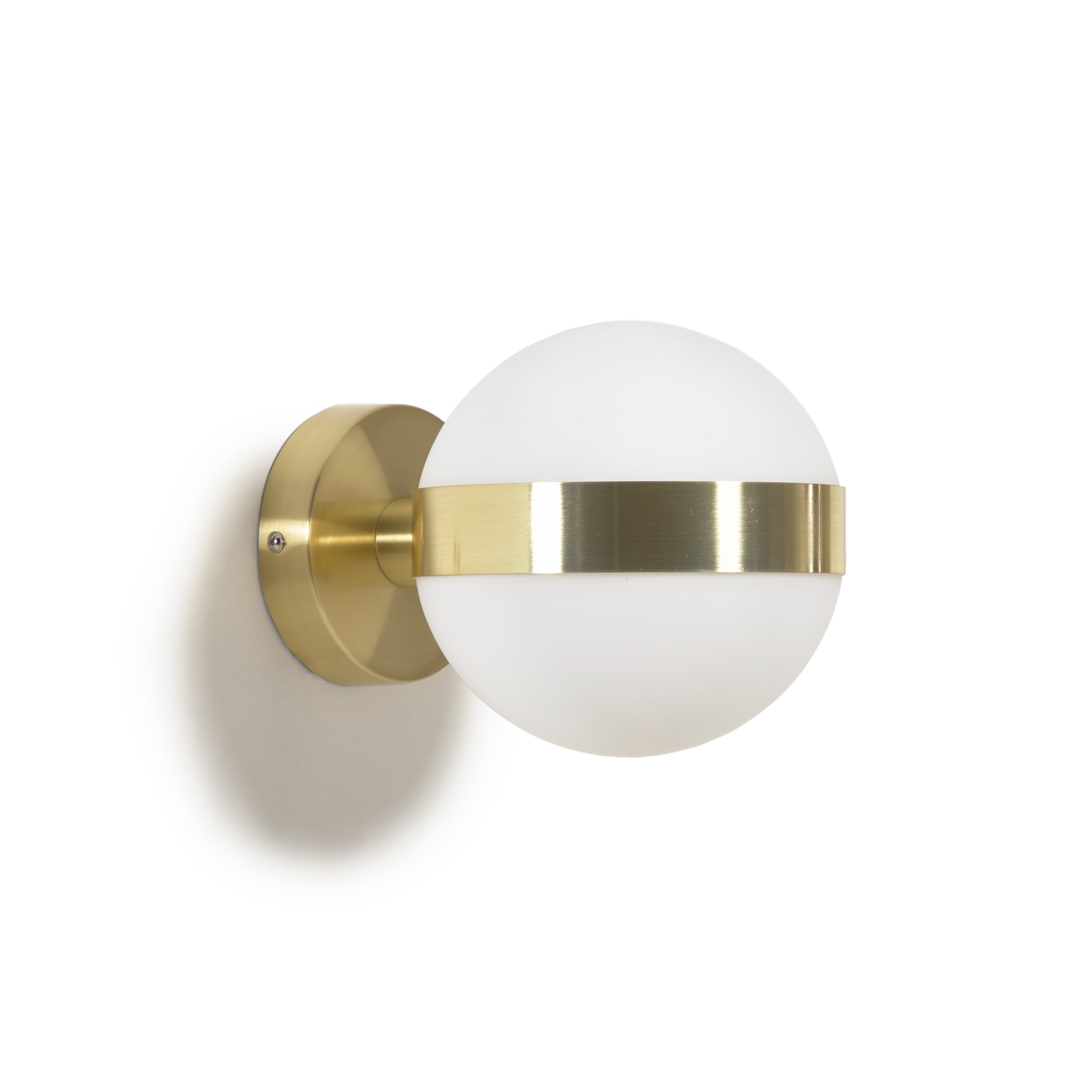 Anasol metal wall sconce with gold finish - Product Image