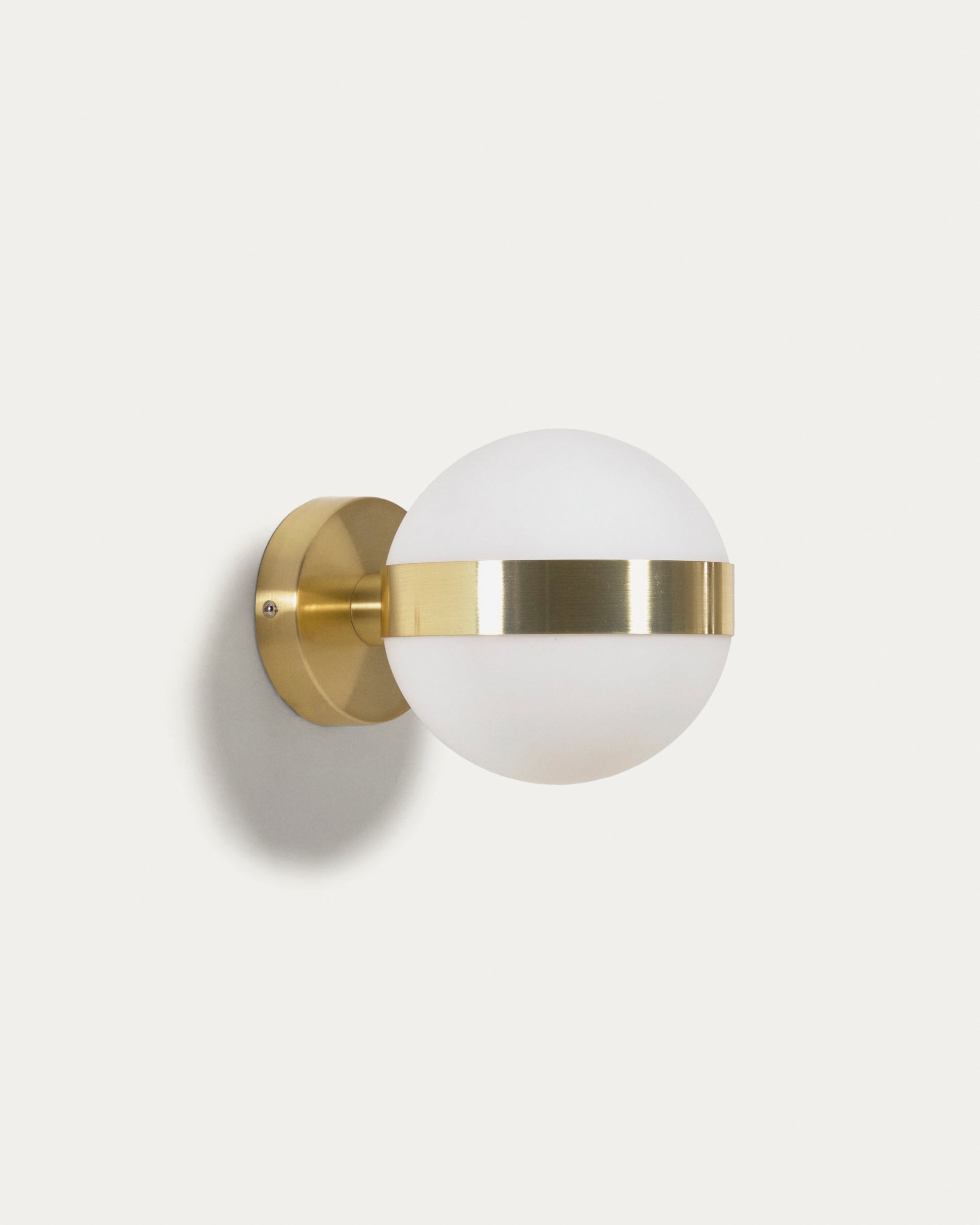 Anasol metal wall sconce with gold finish - Product View