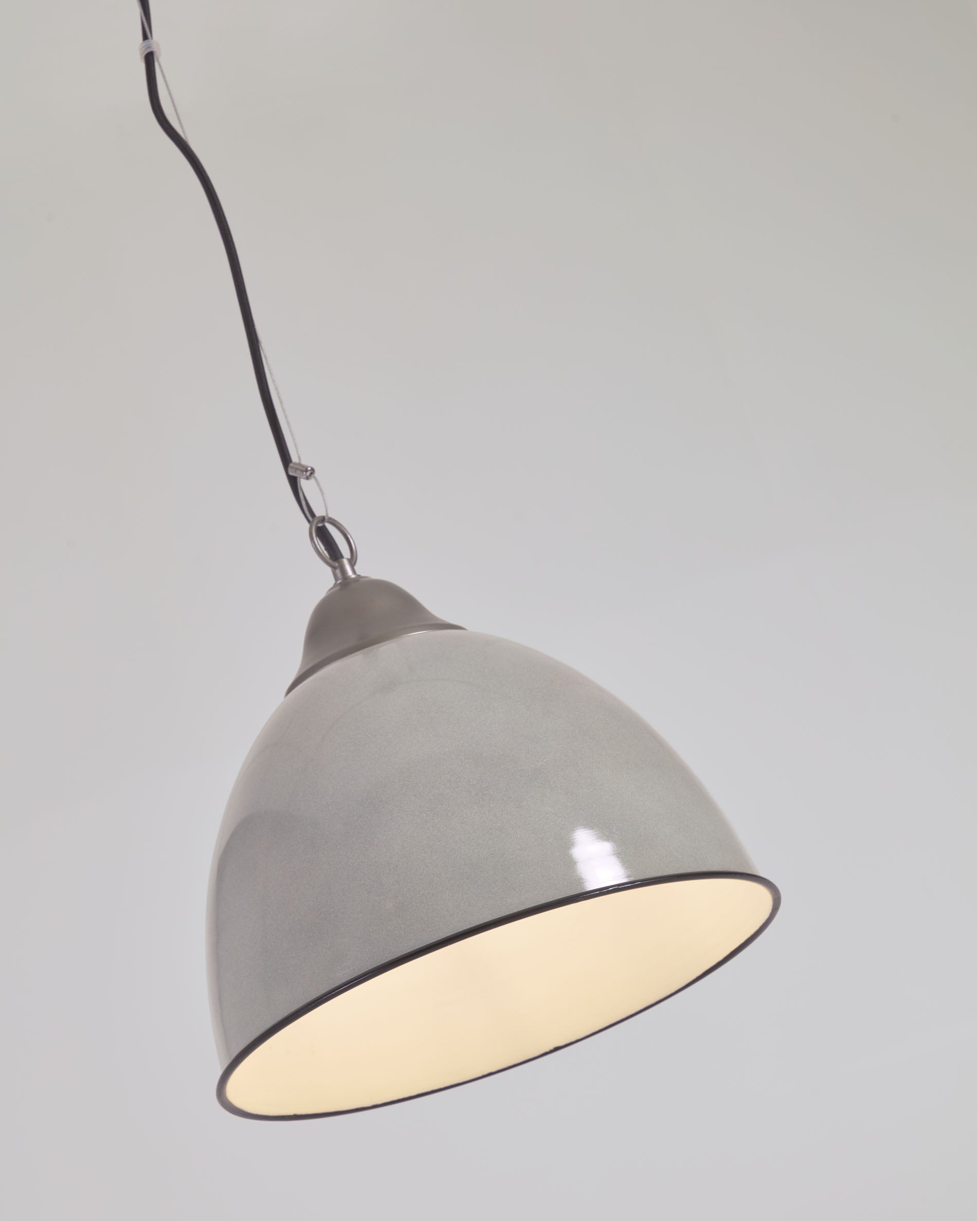 Neus ceiling lamp in metal with a grey finish - Detail
