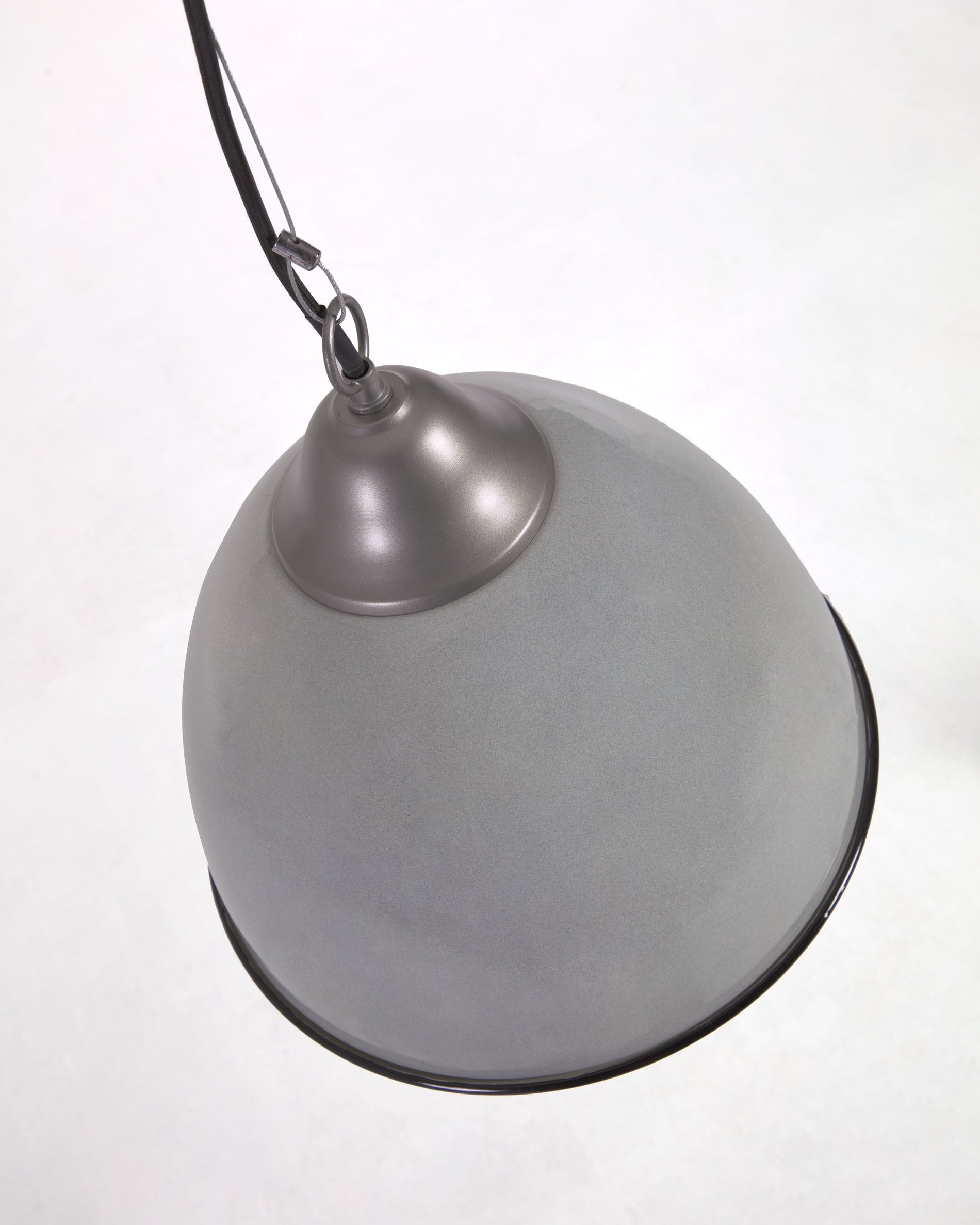 Neus ceiling lamp in metal with a grey finish - Detail