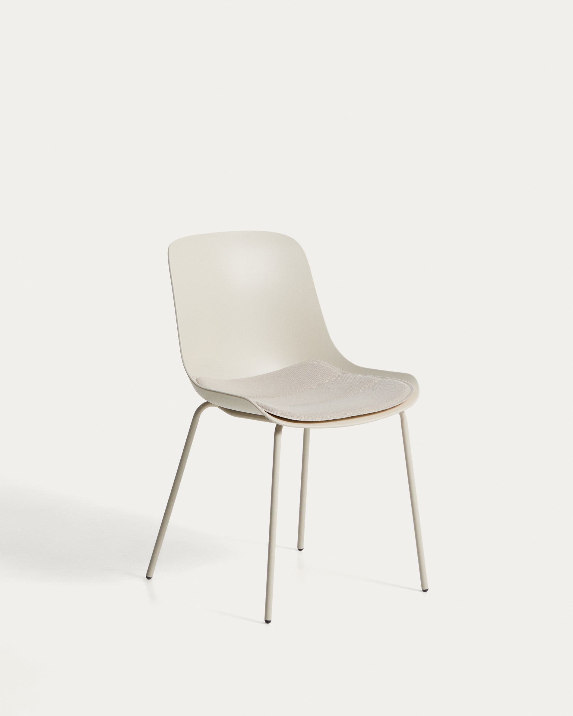Altea beige chair with beige-finished steel legs - Product View