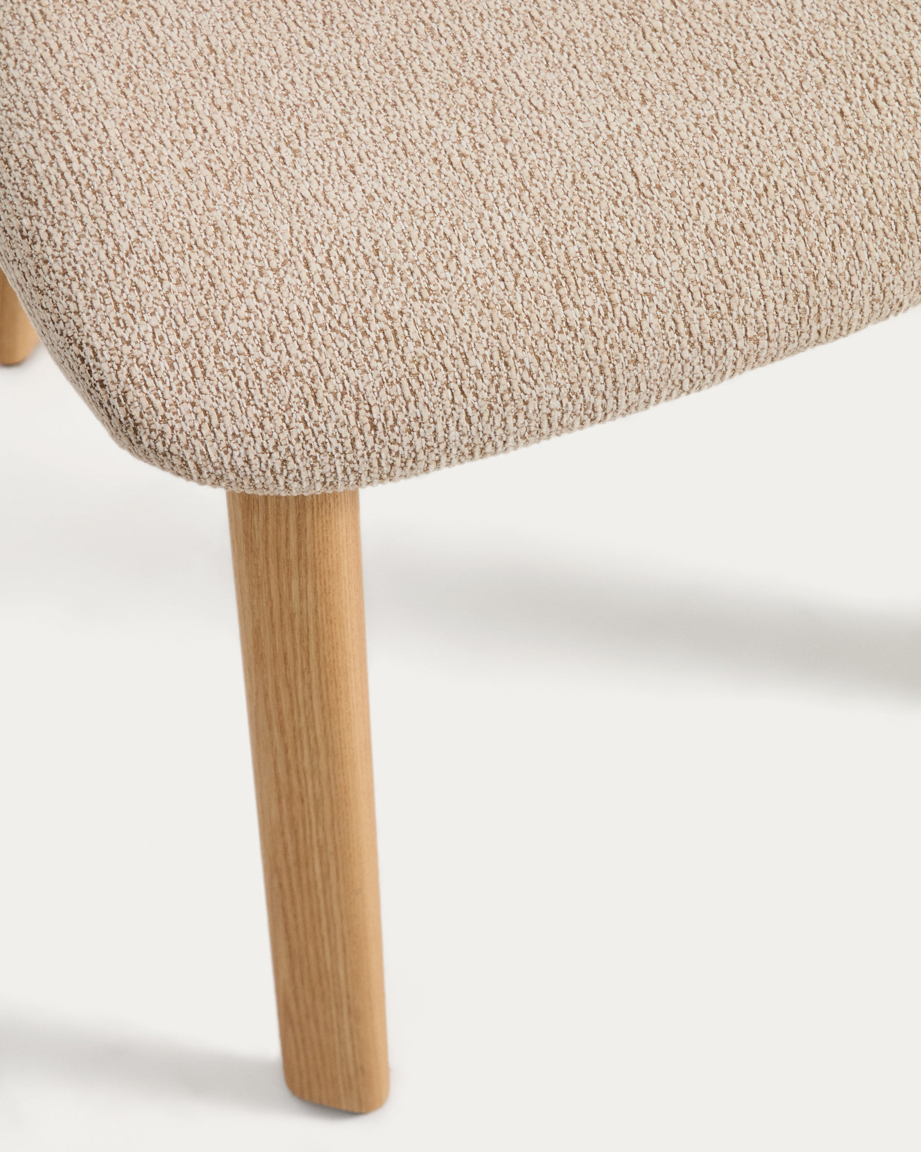 C00574UP12_1D04