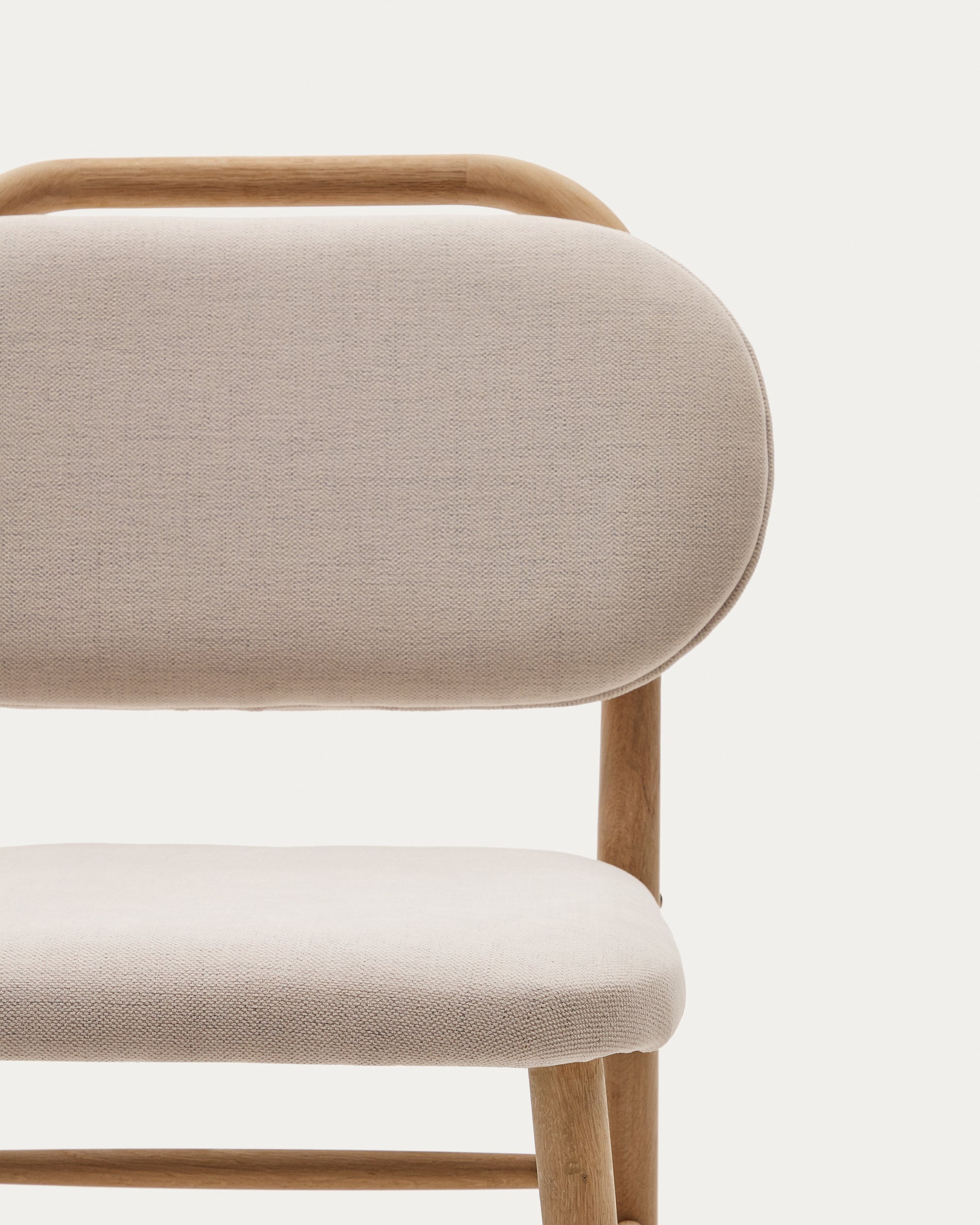 Helda chair in beige chenille and solid oak wood FSC Mix Credit - Detail