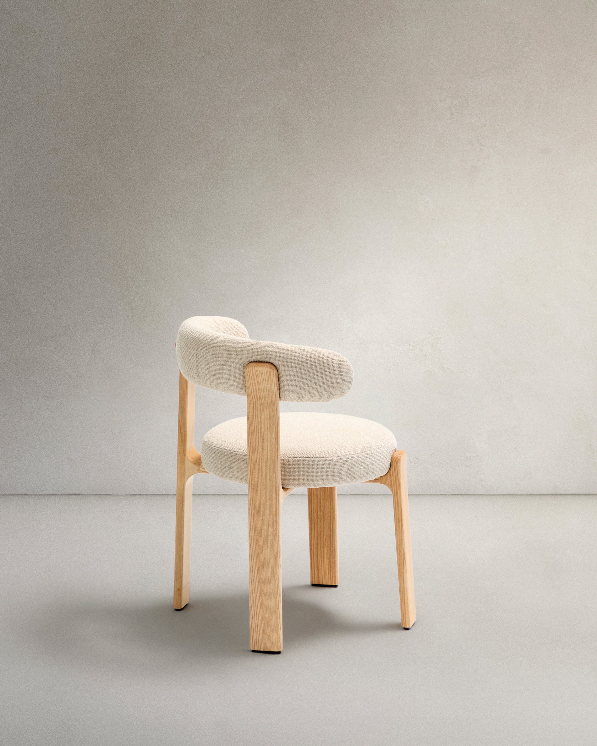Granite fire-retardant chair in beige chenille and solid ash wood with natural-coloured finish FSC 100% - Product View