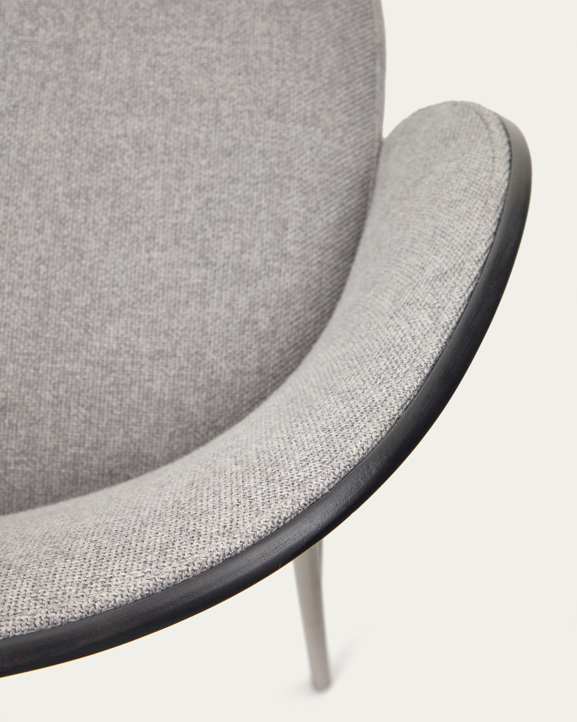 Eamy stool light grey chenille and ash wood veneer with a black finish and black metal, 77 cm - Detail