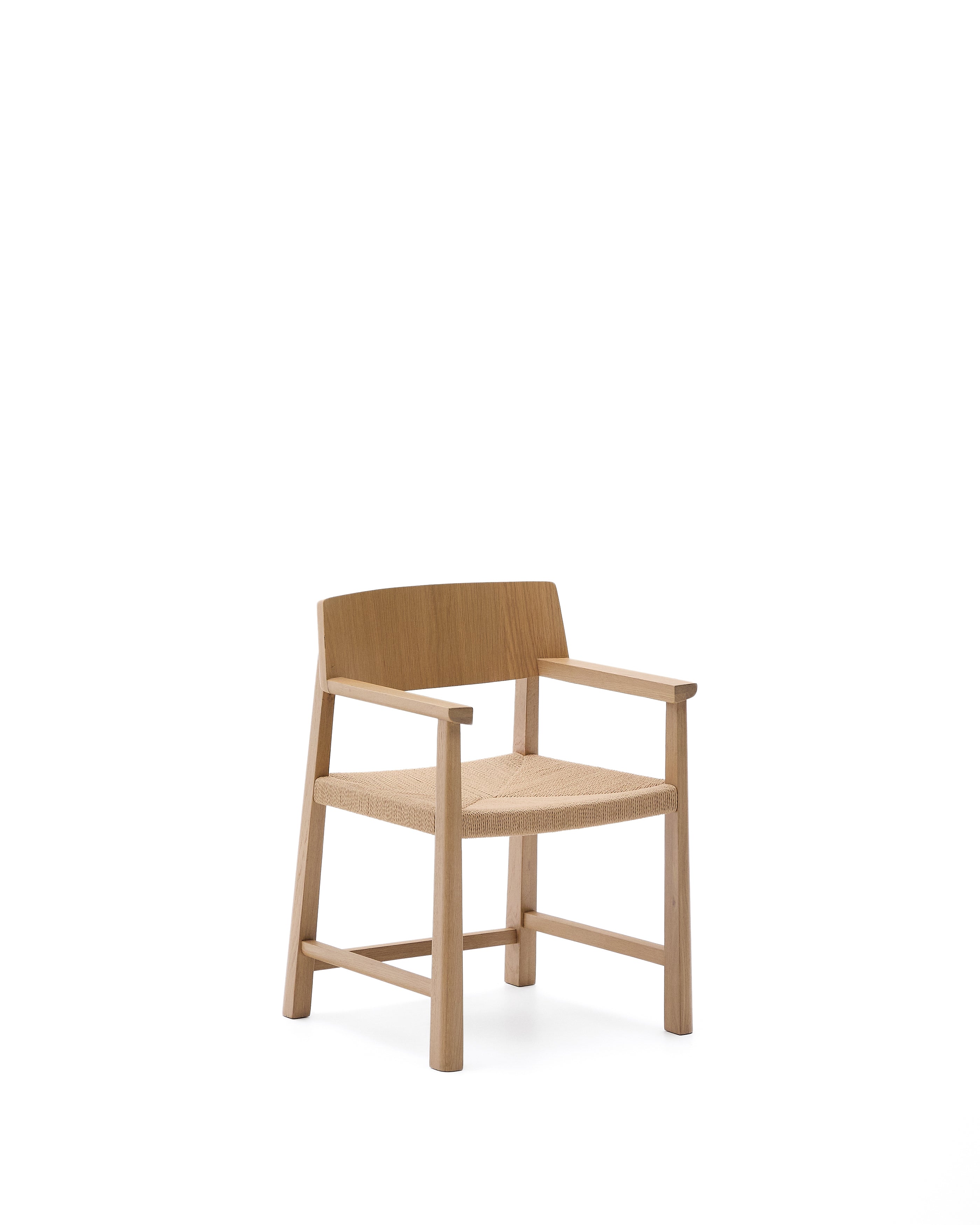 Idun chair made of FSC Mix Credit solid oak wood with natural tone finish and rope cord seat