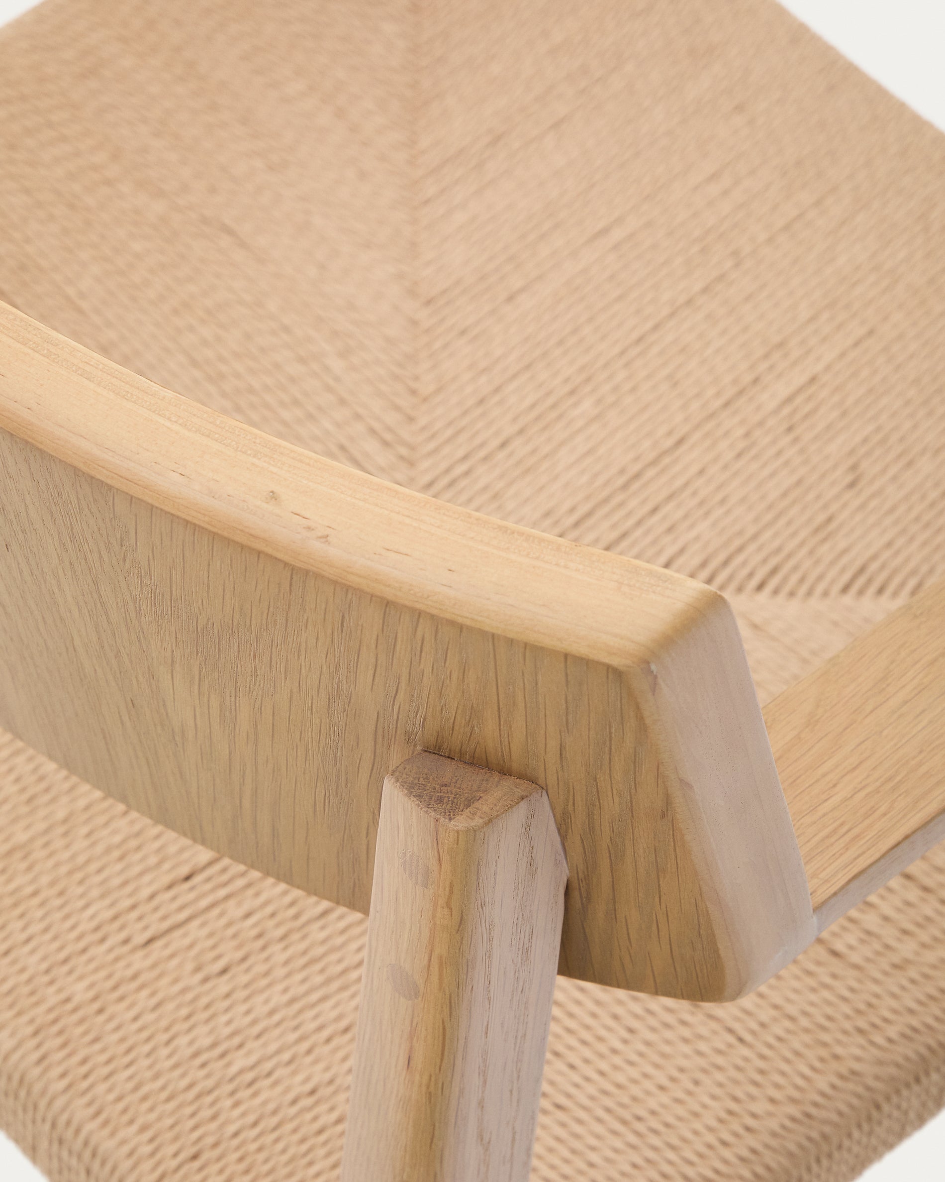 Idun chair made of FSC Mix Credit solid oak wood with natural tone finish and rope cord seat