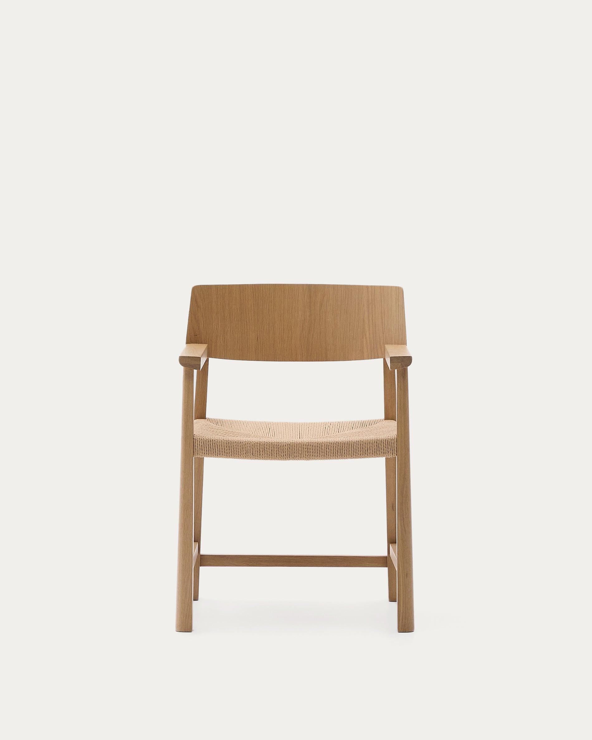 Idun chair made of FSC Mix Credit solid oak wood with natural tone finish and rope cord seat