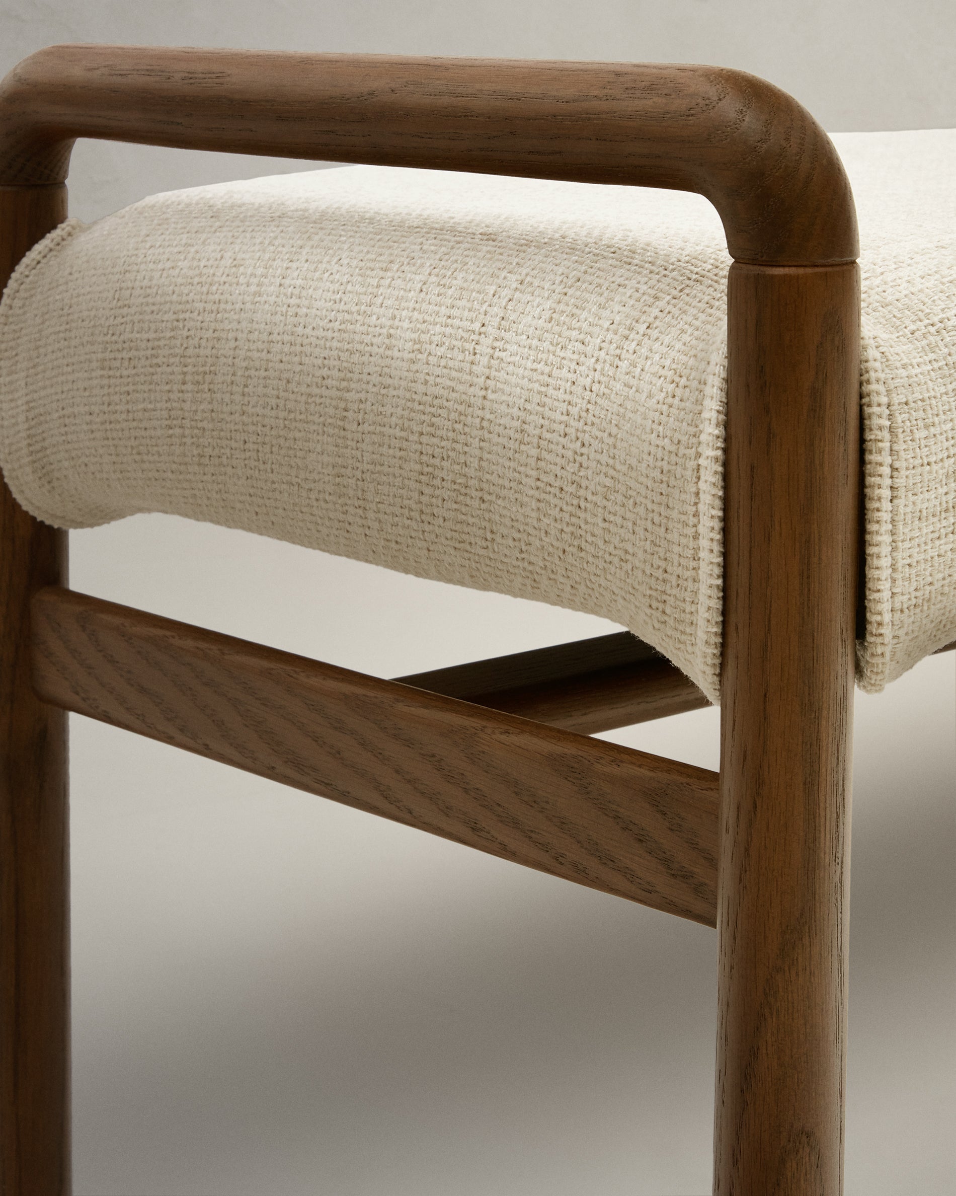 Macaret bench with removable cover solid oak wood with walnut finish 120 cm FSC Mix Credit - Detail