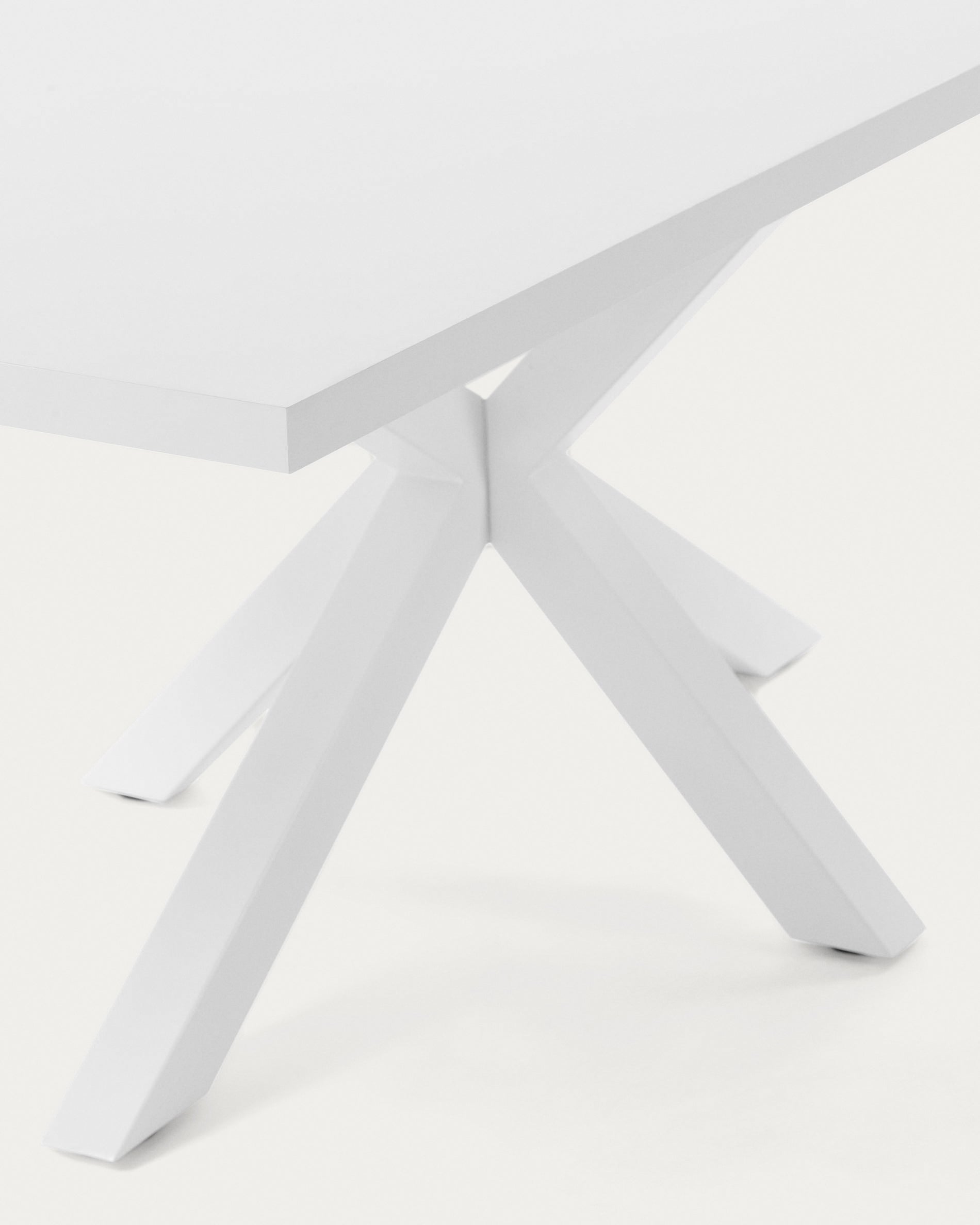 Argo table in melamine with white finish and steel legs with white finish 200 x 100 cm - Detail
