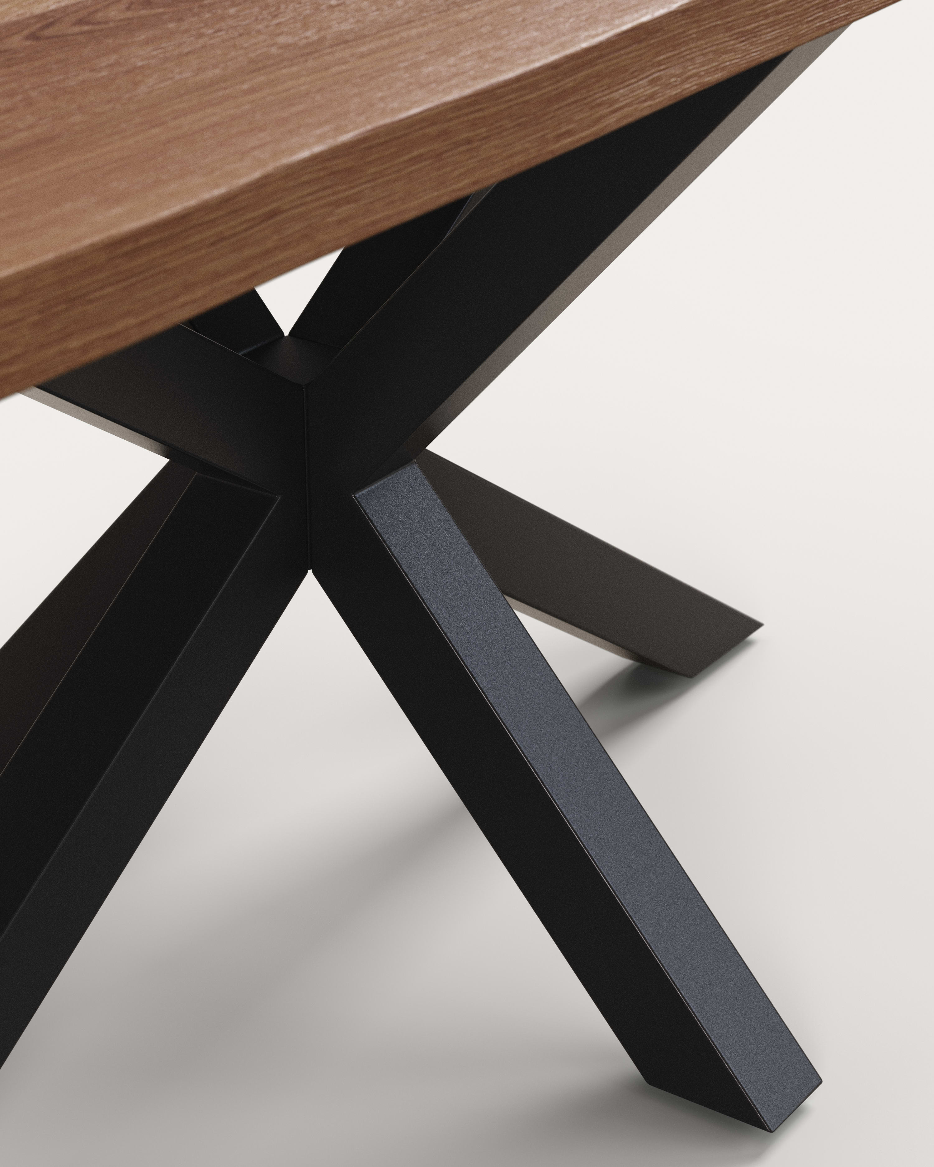 Argo table in aged oak veneer and steel legs in a black finish 160 x 90 cm - Detail