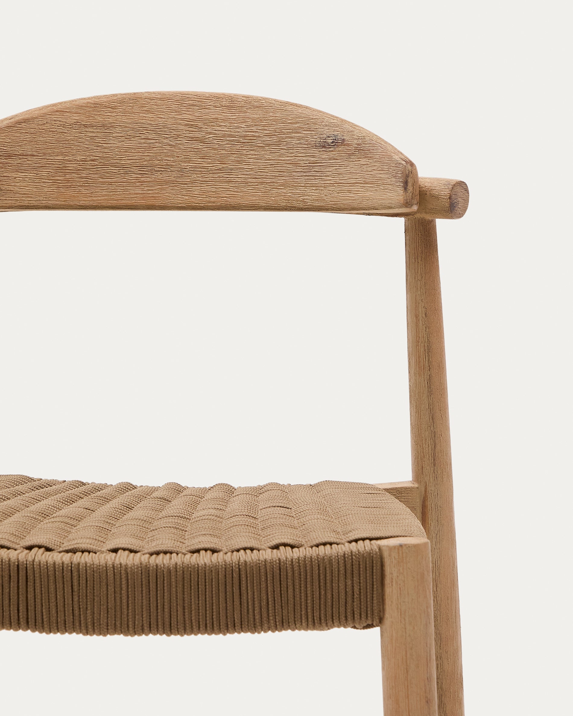 Nina stool in solid acacia wood height 62 cm - Detail