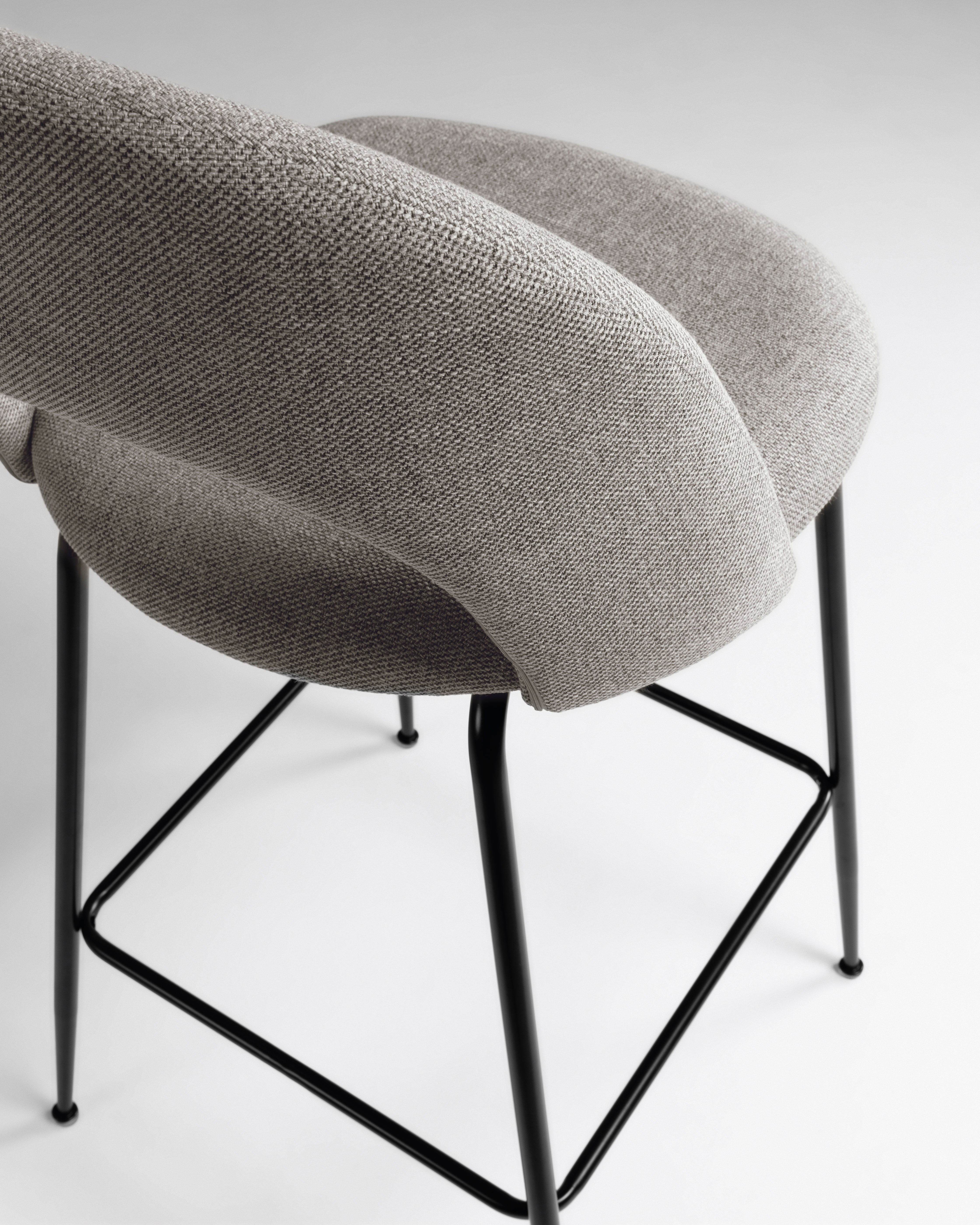 Mahalia light grey stool height 63 cm FSC 100% - Detail