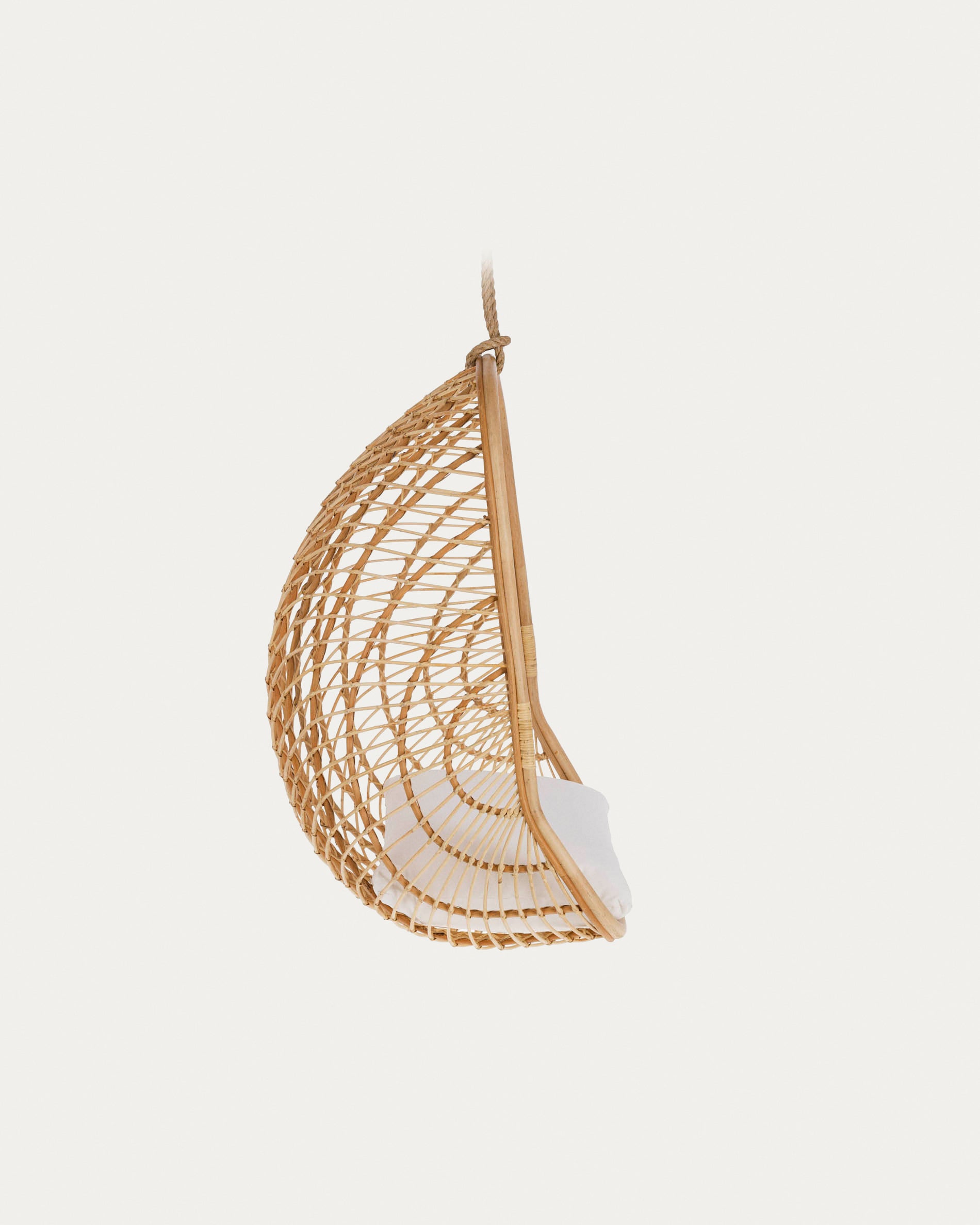 Ekaterina hanging rattan chair - Product View