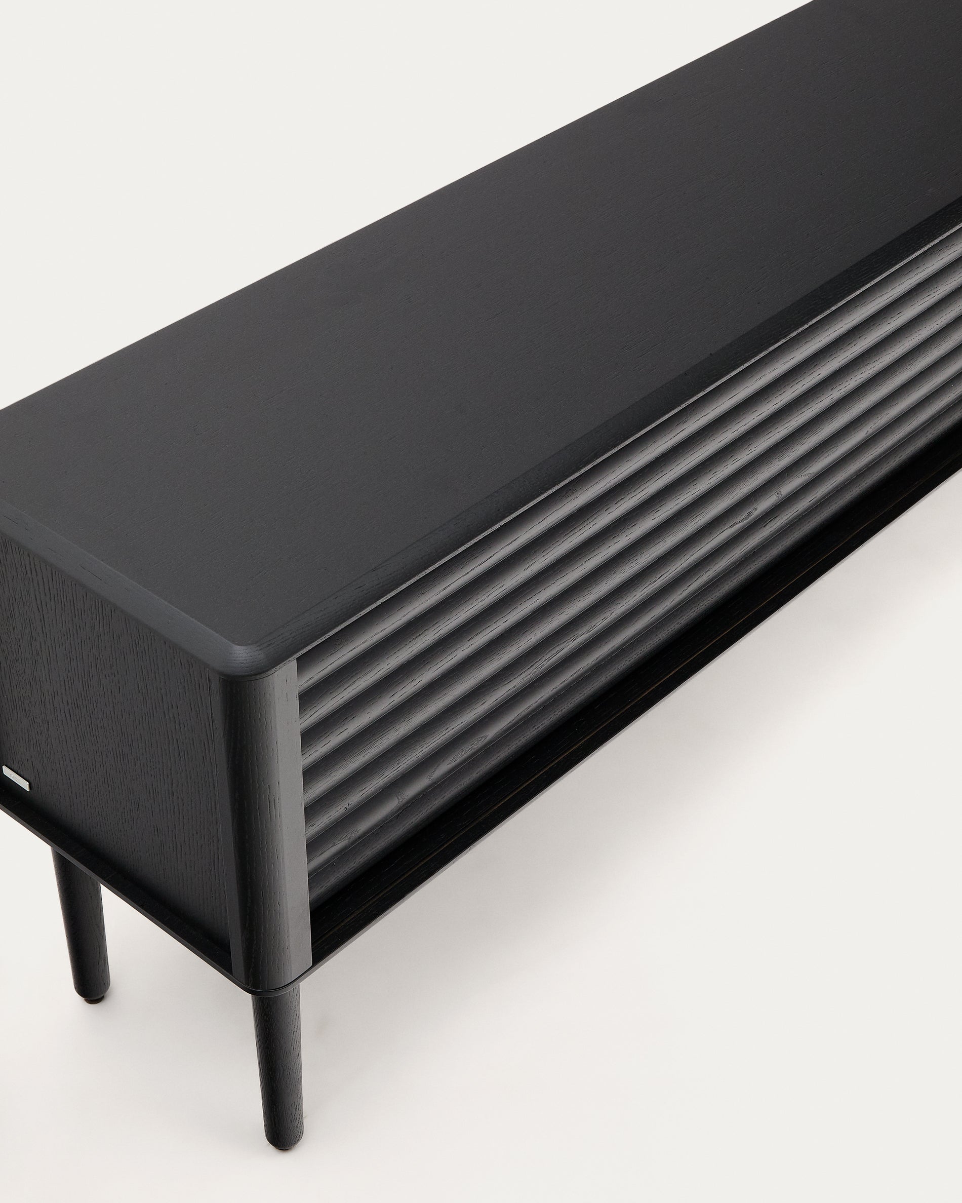 Lenon TV cabinet, 2 doors in solid wood and black oak veneer 200x57 cm FSC Mix Credit - Detail