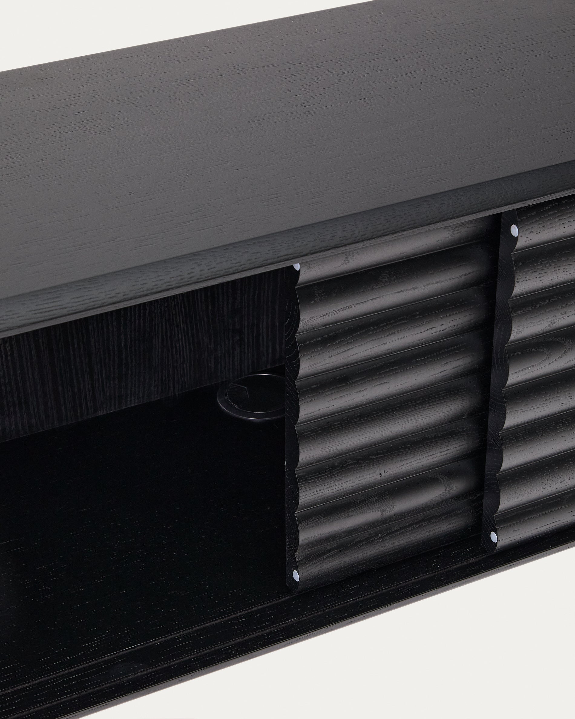 Lenon TV cabinet, 2 doors in solid wood and black oak veneer 200x57 cm FSC Mix Credit - Detail