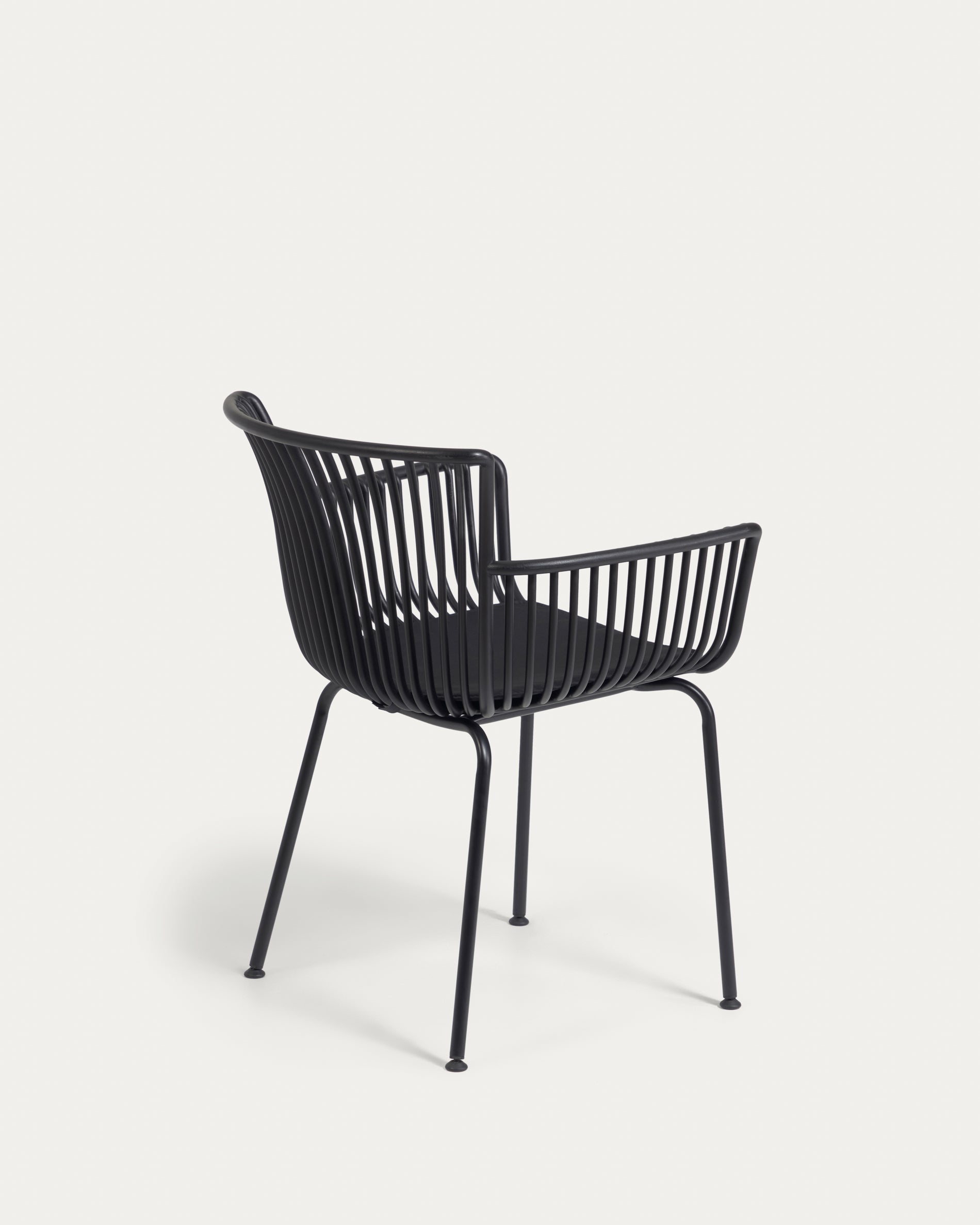 Surpika outdoor chair in black - Product View