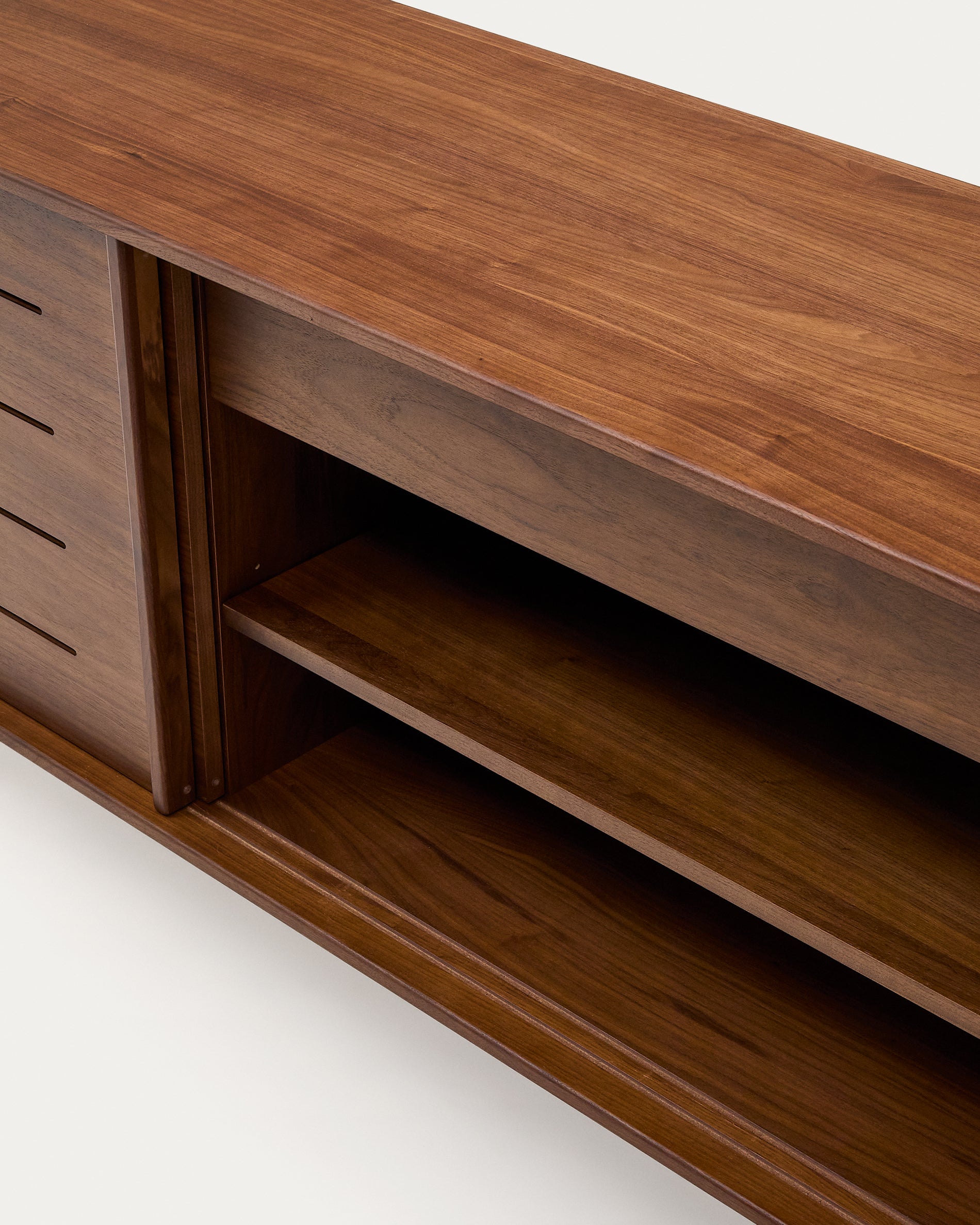 Carolin walnut wood veneer sideboard with 2 doors and 1 drawer, 180 x 83.8 cm - Detail