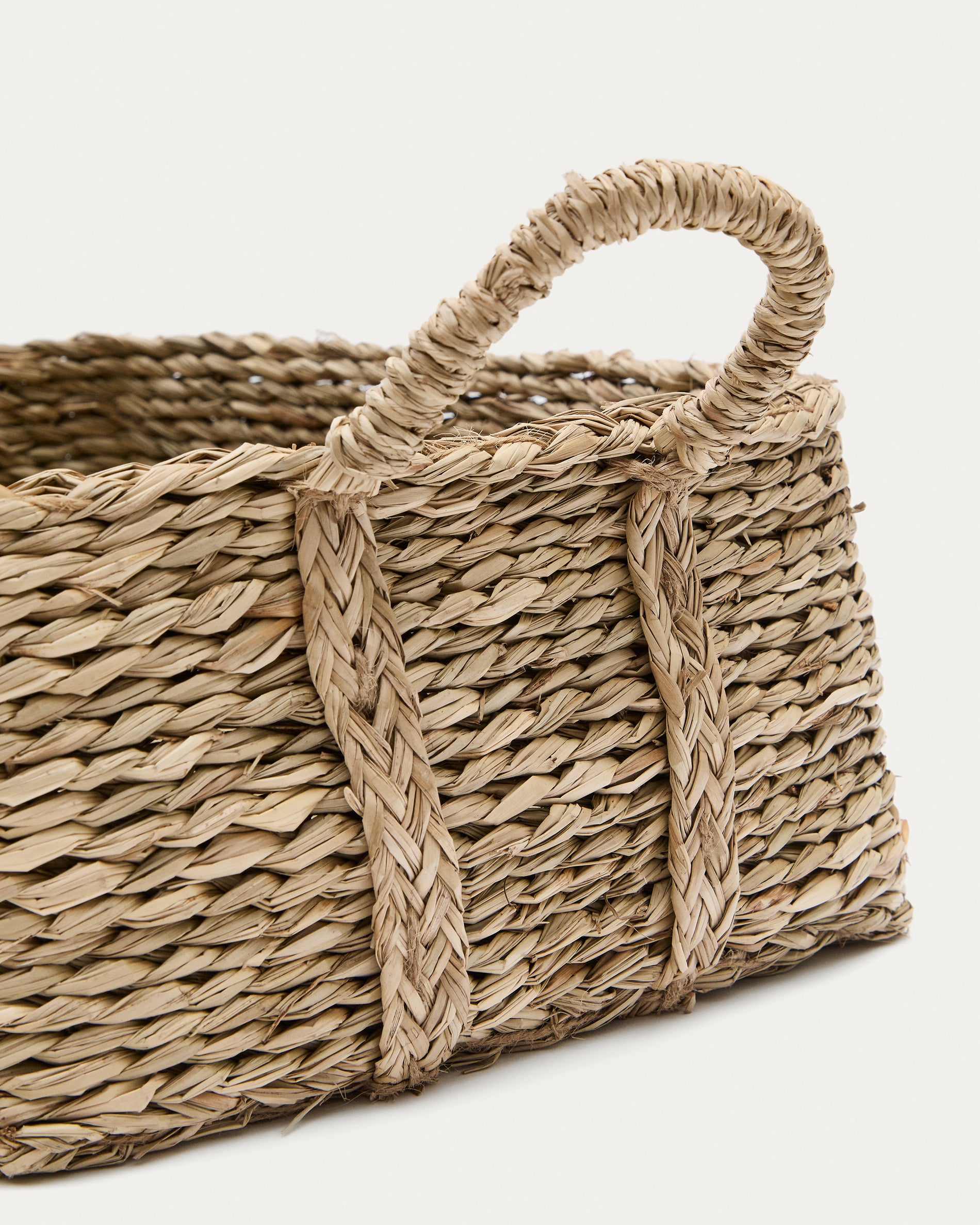 Milly set of 2 natural fibre baskets, 32 x 20 cm / 34 x 20 cm - Detail