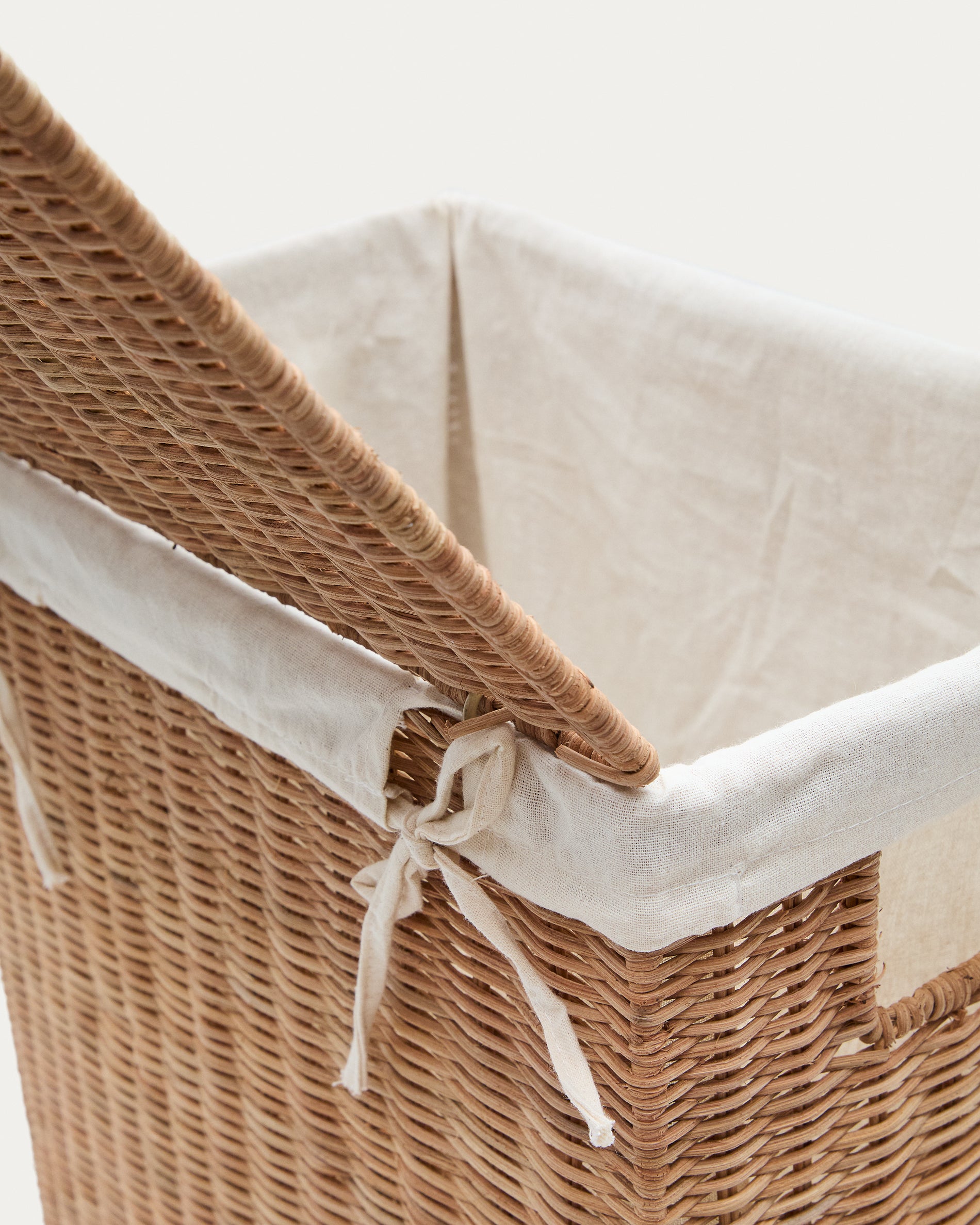 Indali set of 2 rattan baskets, 44 x 27 cm / 37 x 23 cm - Detail