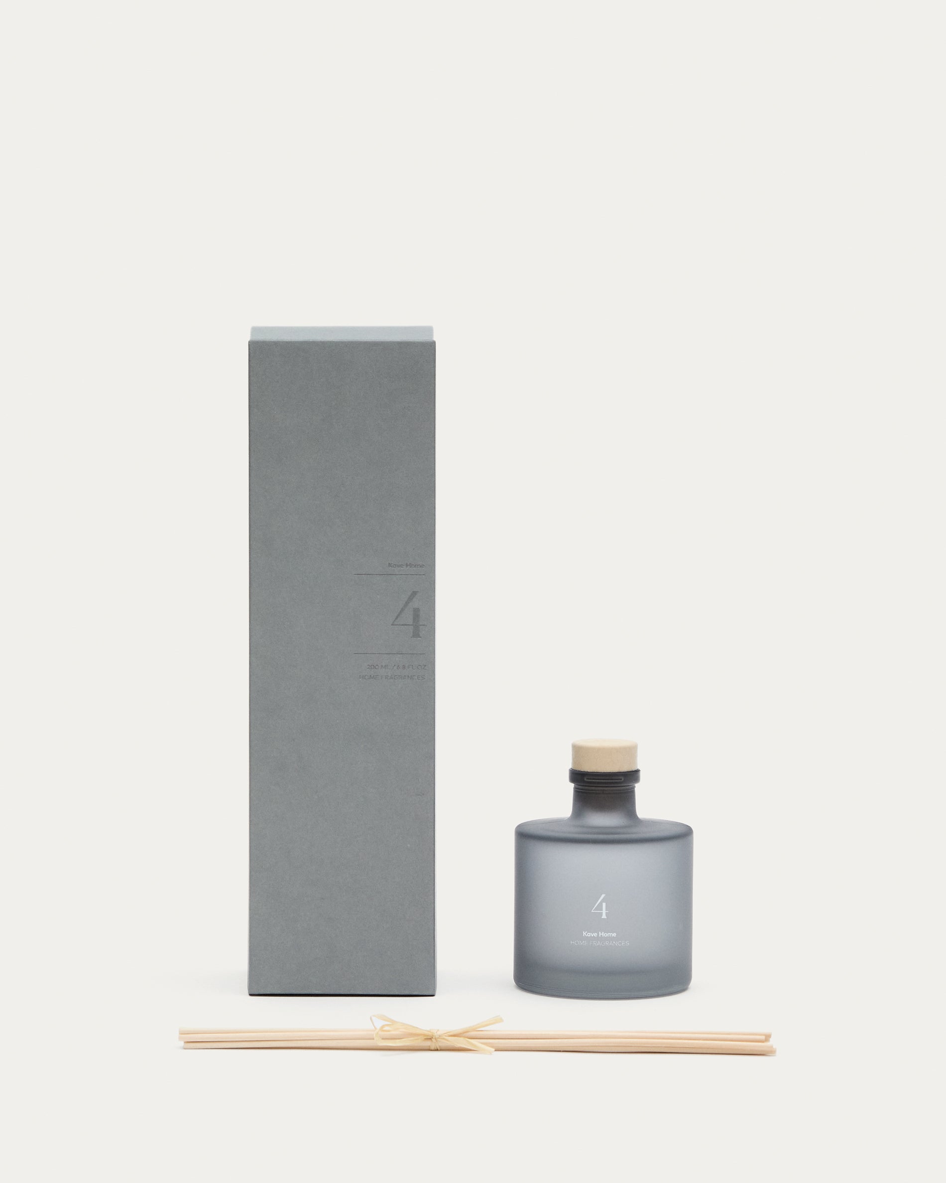 200ml Cozy Cashmere fragrance reed diffuser - Product View