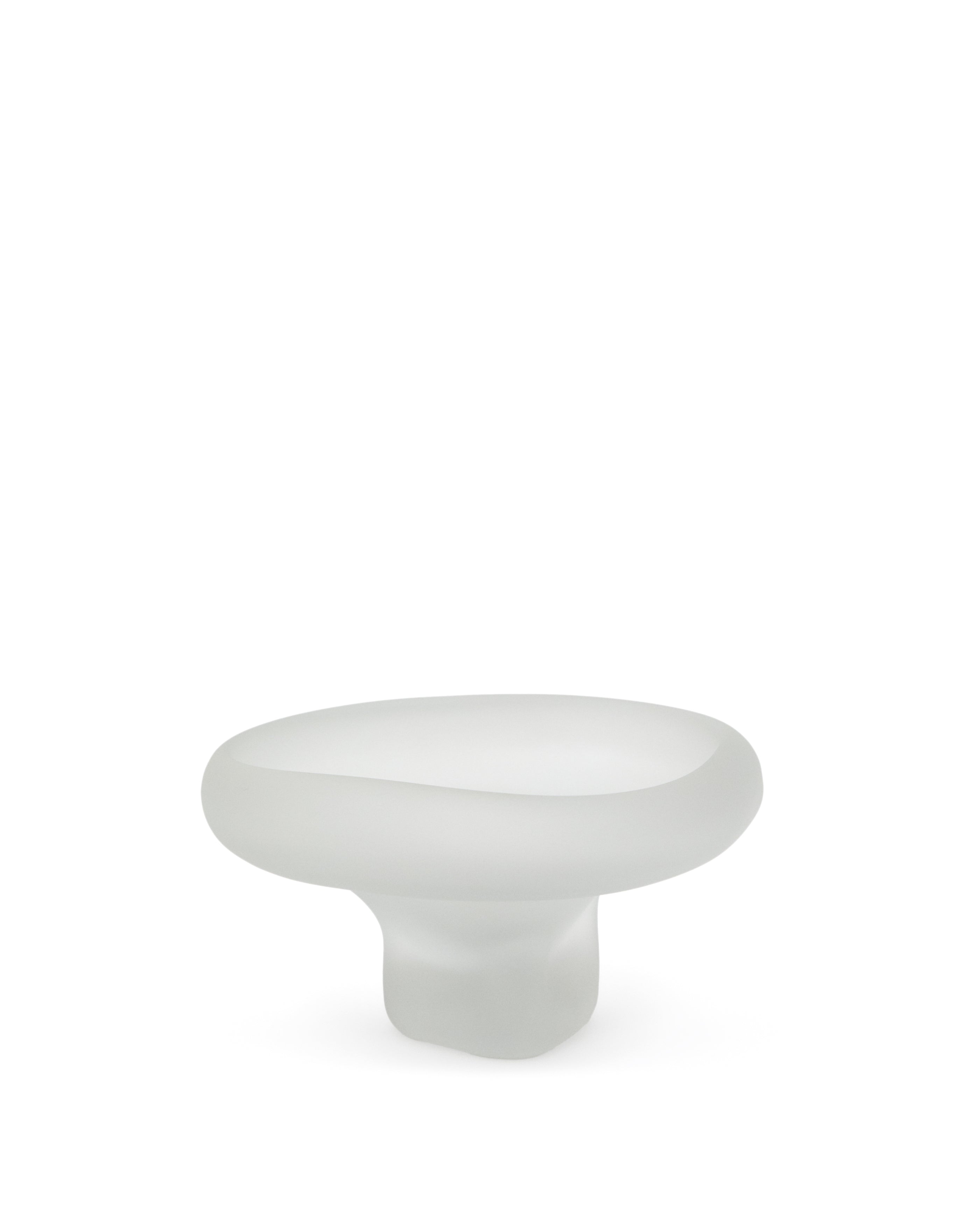 Ondaro frosted glass centrepiece 15cm - Product Image