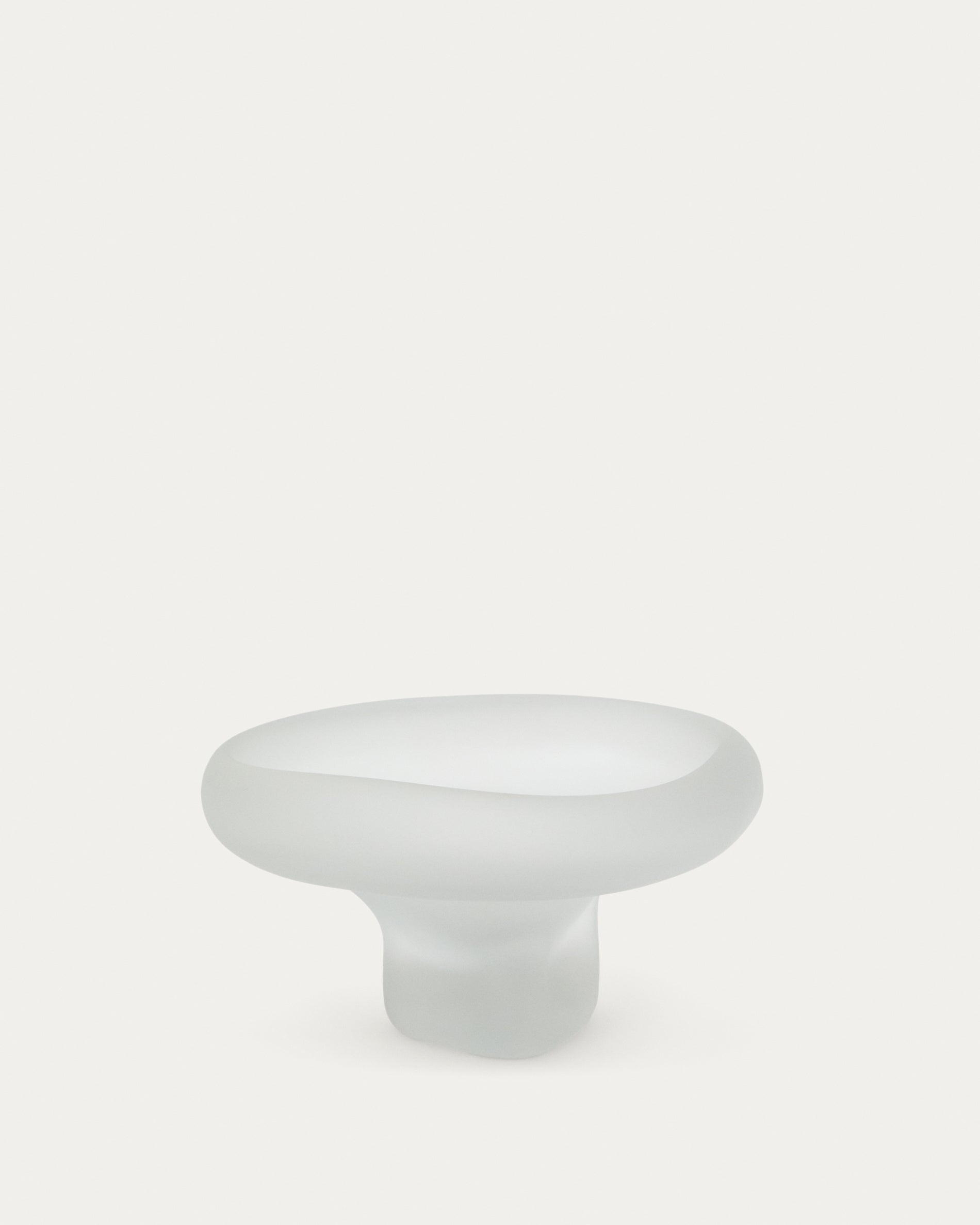 Ondaro frosted glass centrepiece 15cm - Product View
