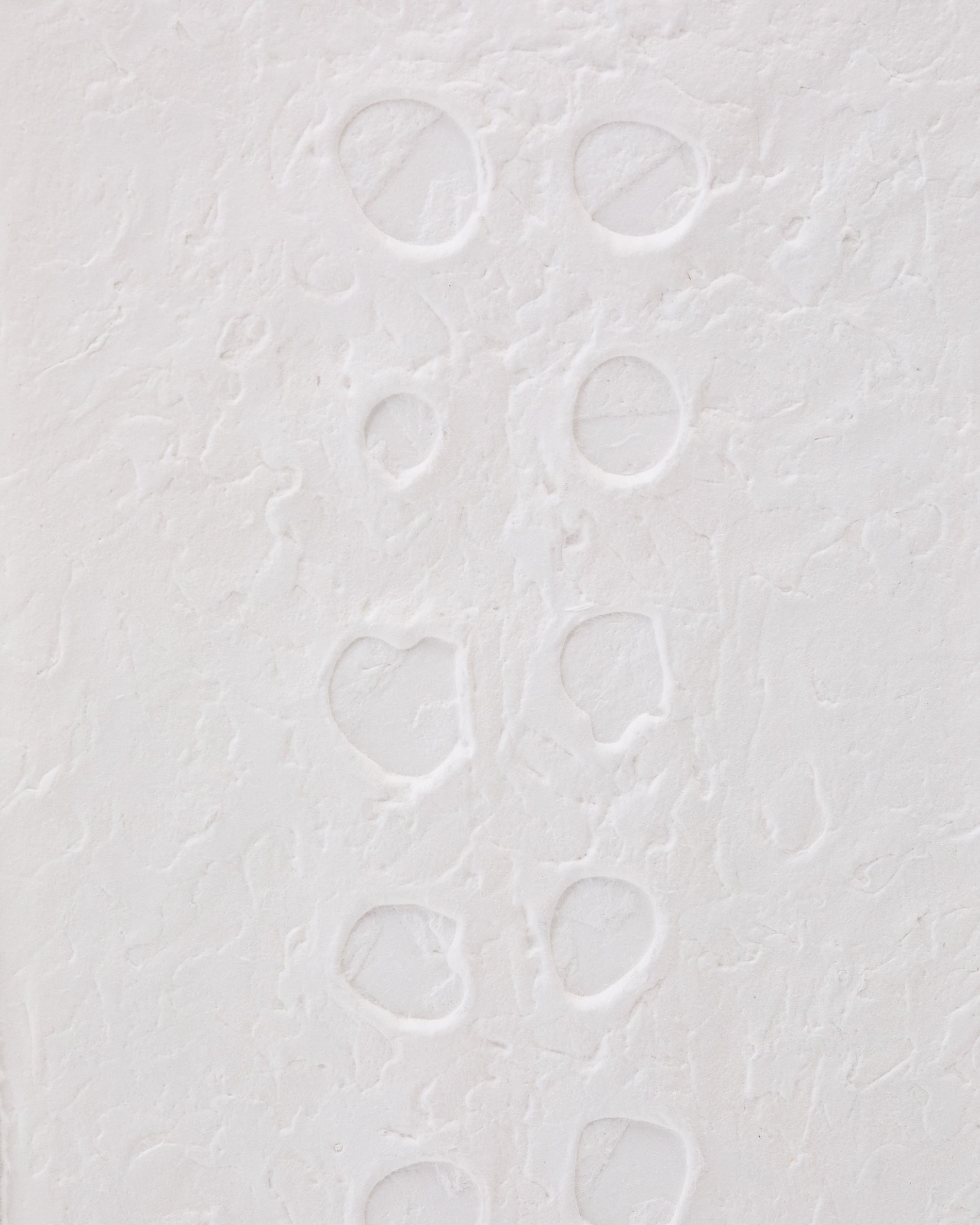 Olvin abstract picture on white recycled paper with hand-crafted reliefs 44 x 94 cm - Detail