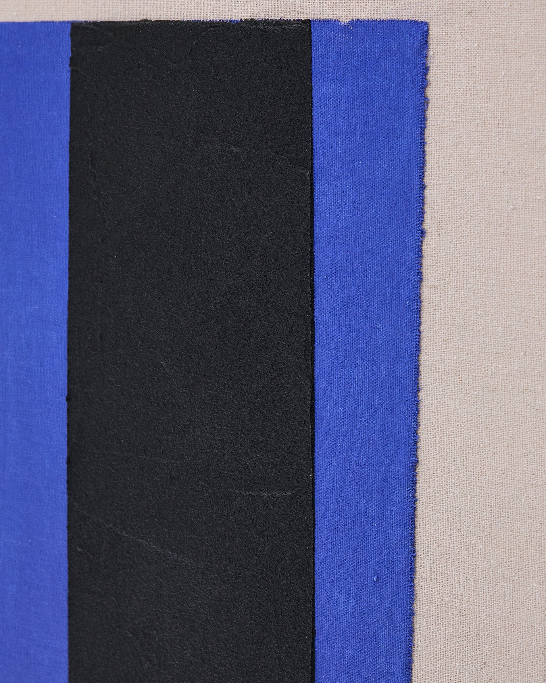 Zernu hand-painted blue and black vertical line abstract picture 42 x 65cm - Detail