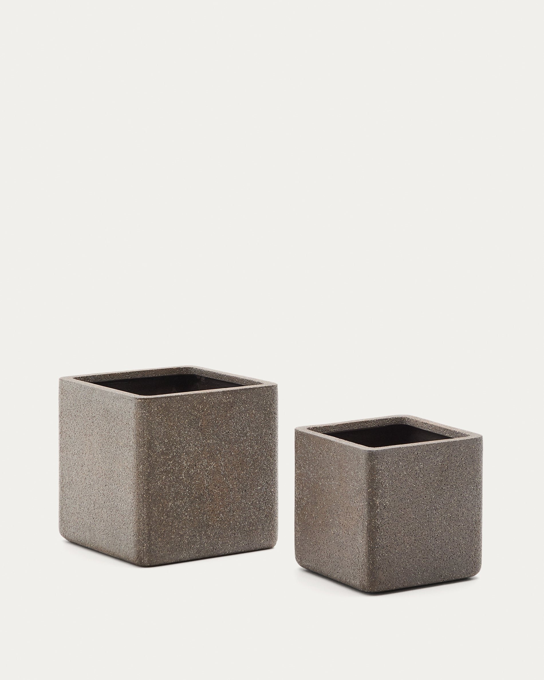 Set of 2 Minoa planters with brown stone effect 44 x 44 cm - Product View