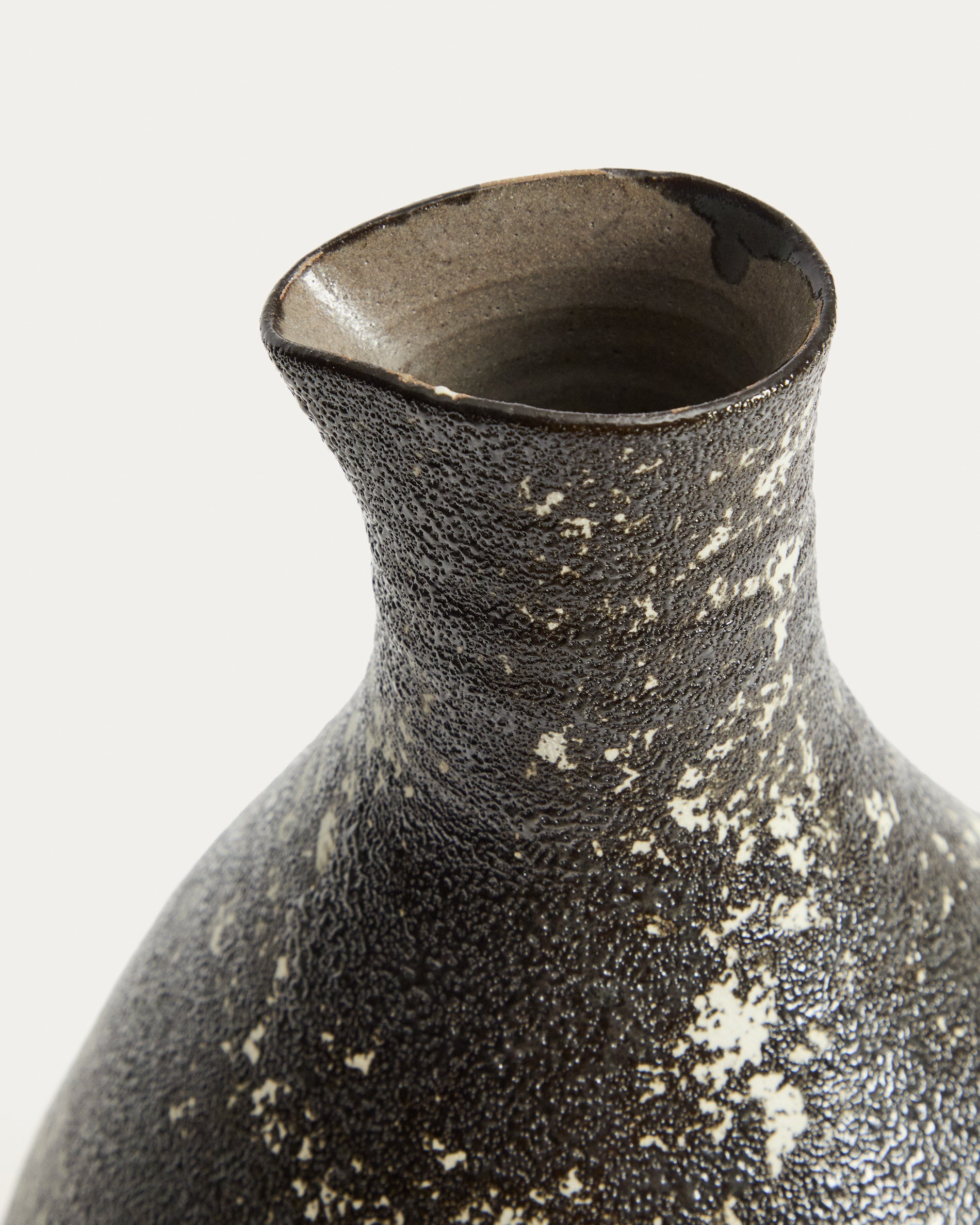Orelin ceramic vase in black and white 39 cm - Detail