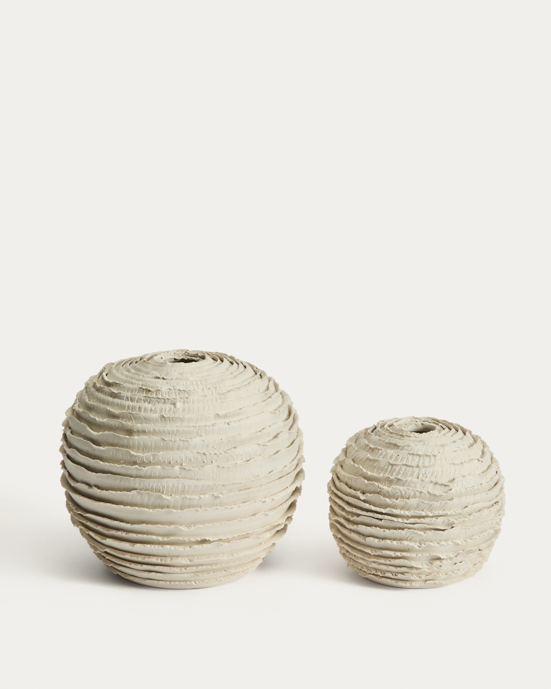 Evania vase in beige ceramic 21 cm - Product View