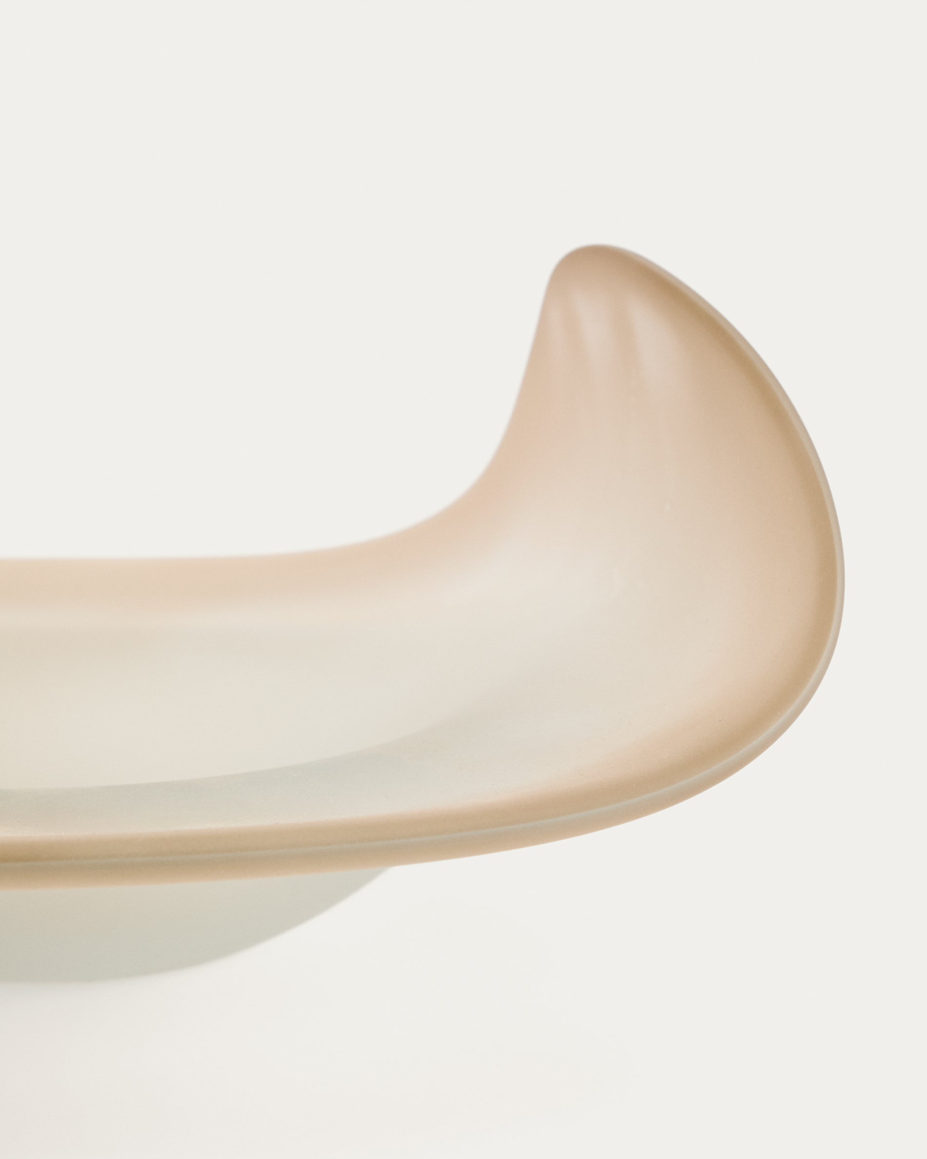 Vionze beige glass centerpiece 41 x 25 cm - Detail