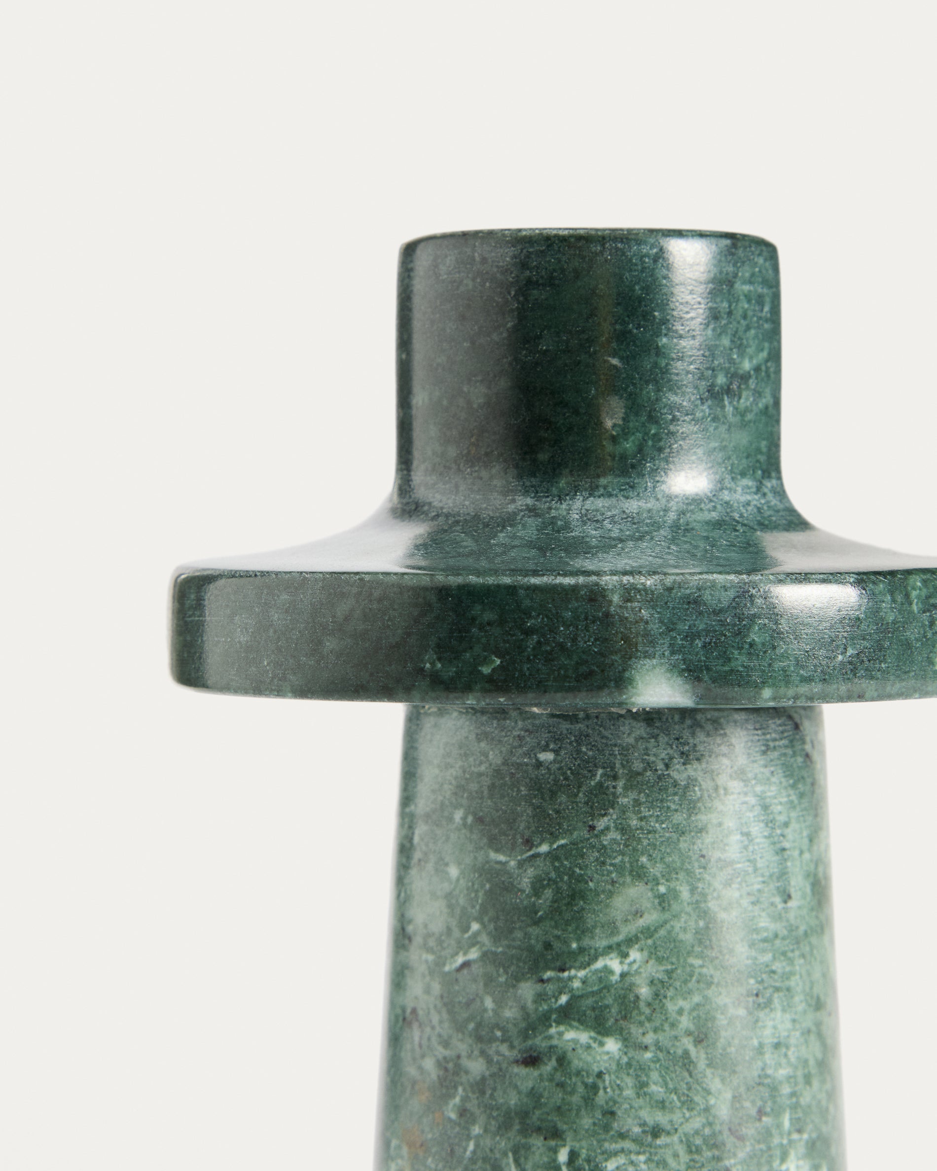 Zalvori green marble candle holder 18cm - Detail