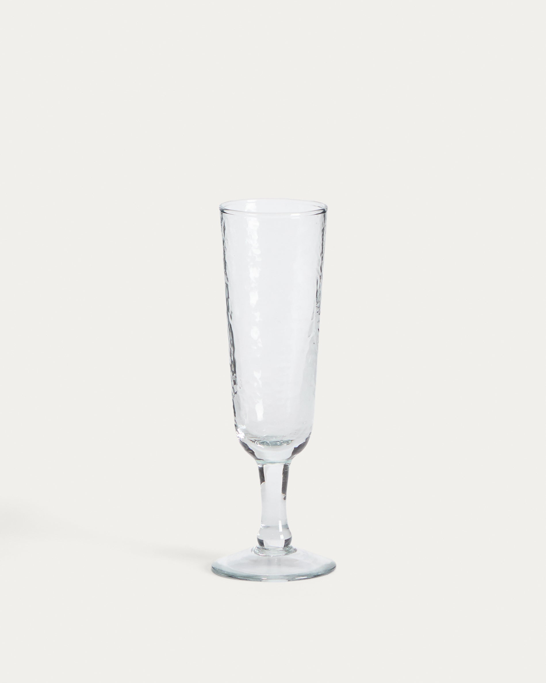 Sileia wine glass made of transparent recycled glass - Product View