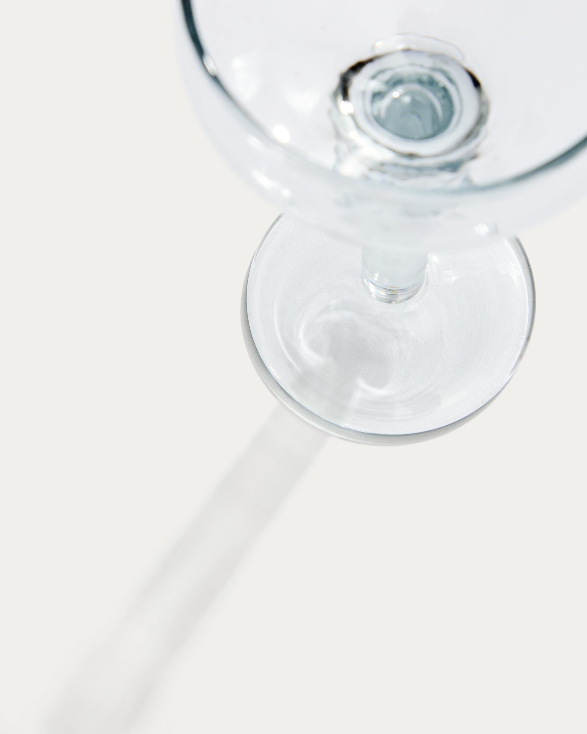 Vinea wine glass made of recycled glass - Detail